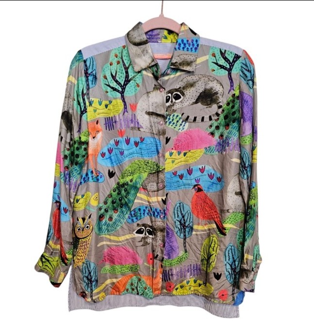 Vilagallo Silk Button down Cartoon Abstract Animal Novelty Print Quirky Blouse