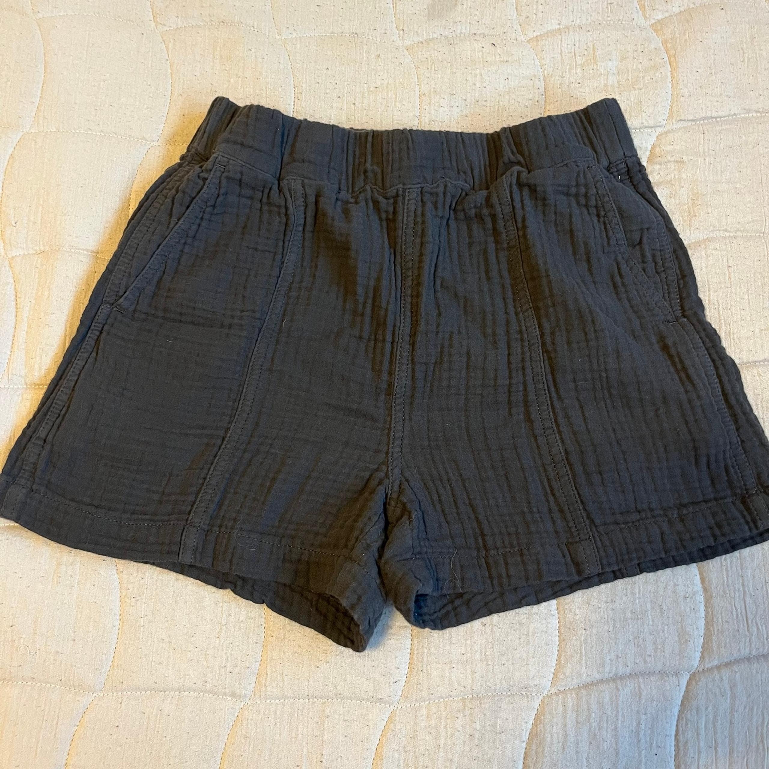 Madewell Grey Cotton Easy Pull-On Shorts in Lightspun