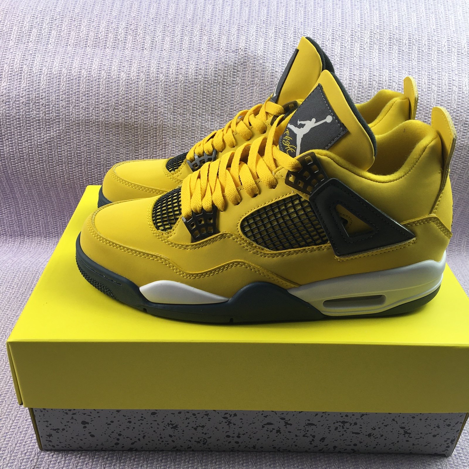 Jordan 4 retro sneakers size 11 for men