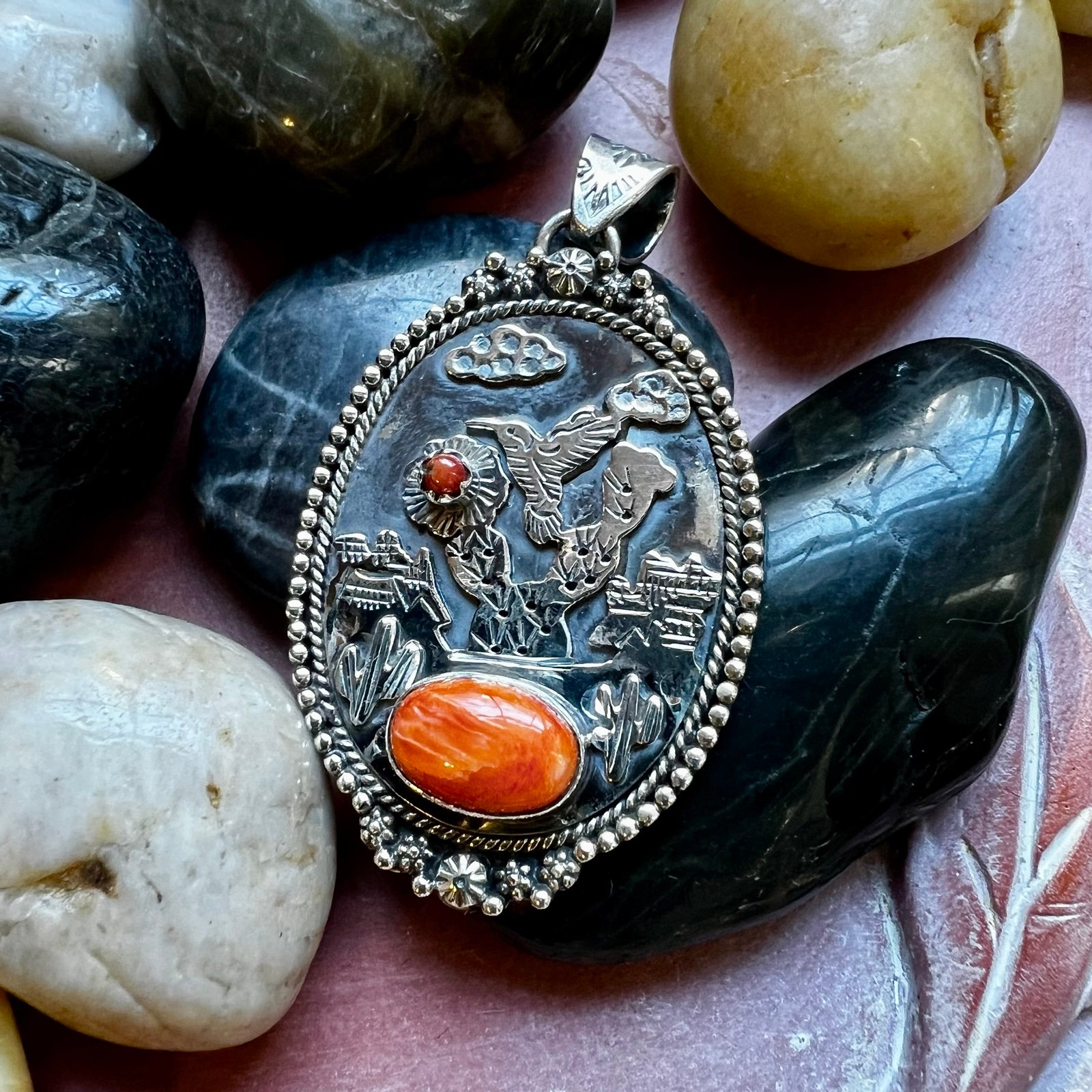 Sterling Silver, Spiny Oyster & Red Coral Story Teller PendantHummingbird/desert