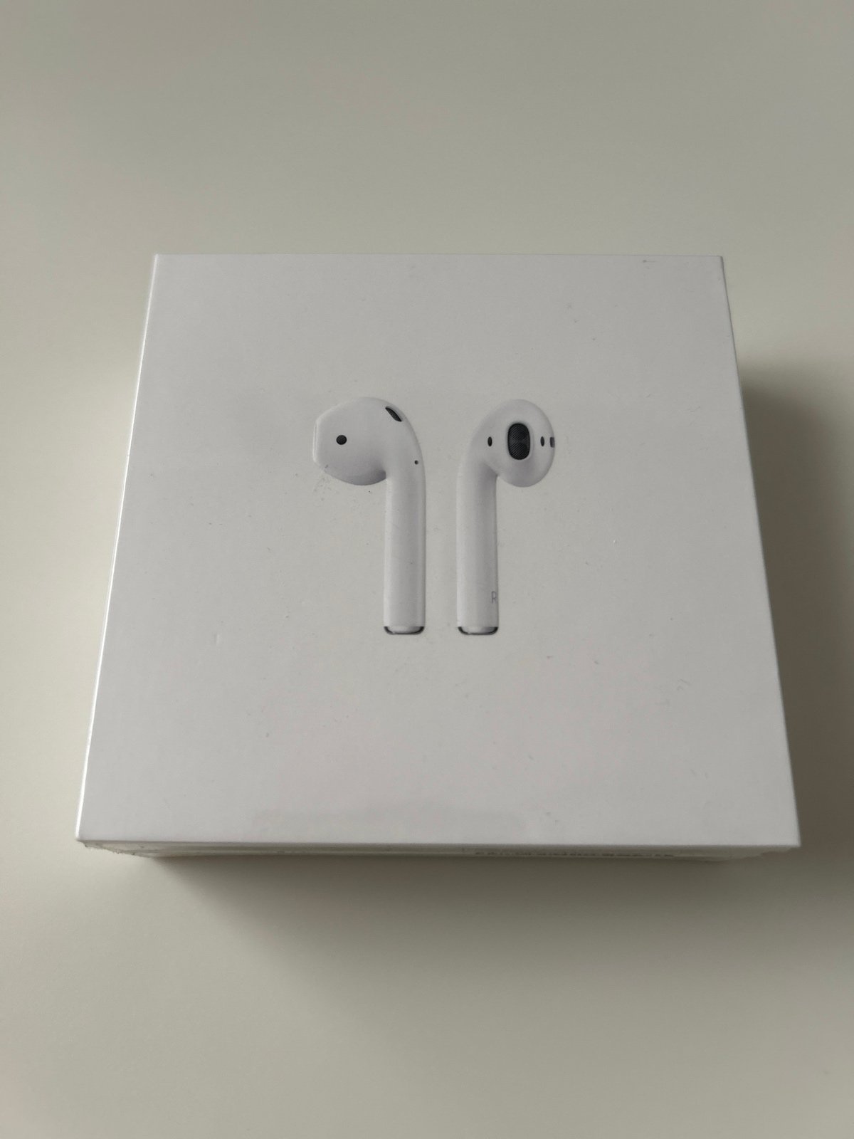 Apple AirPods
