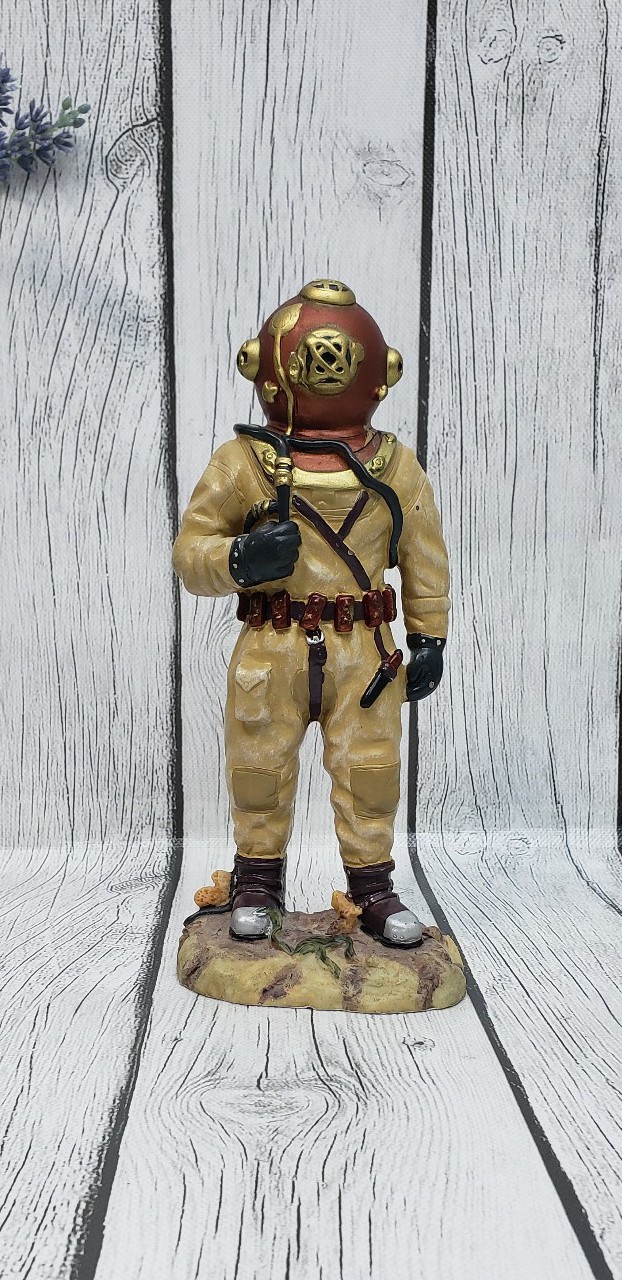 Deep Sea Scuba Diver Statue
