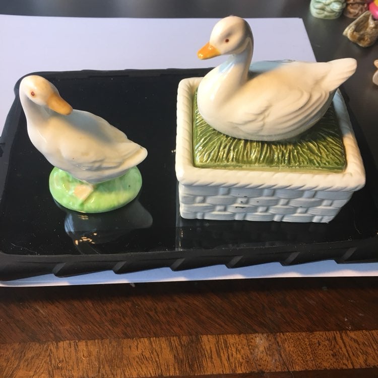 2 Goose Figurines