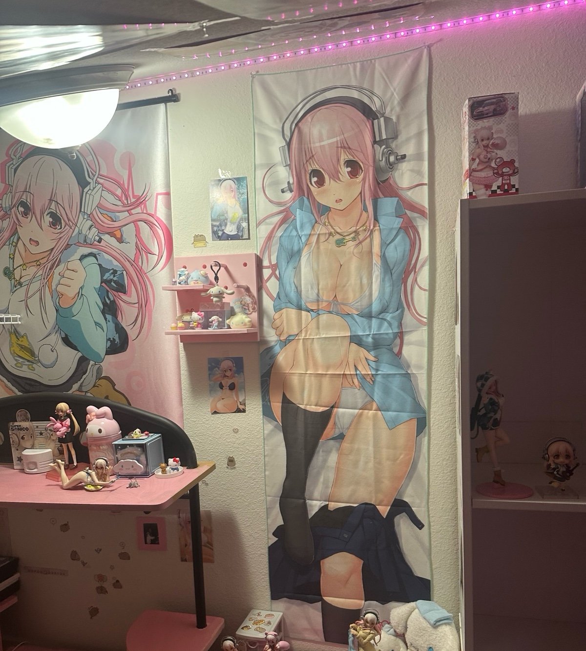 Super sonico poster