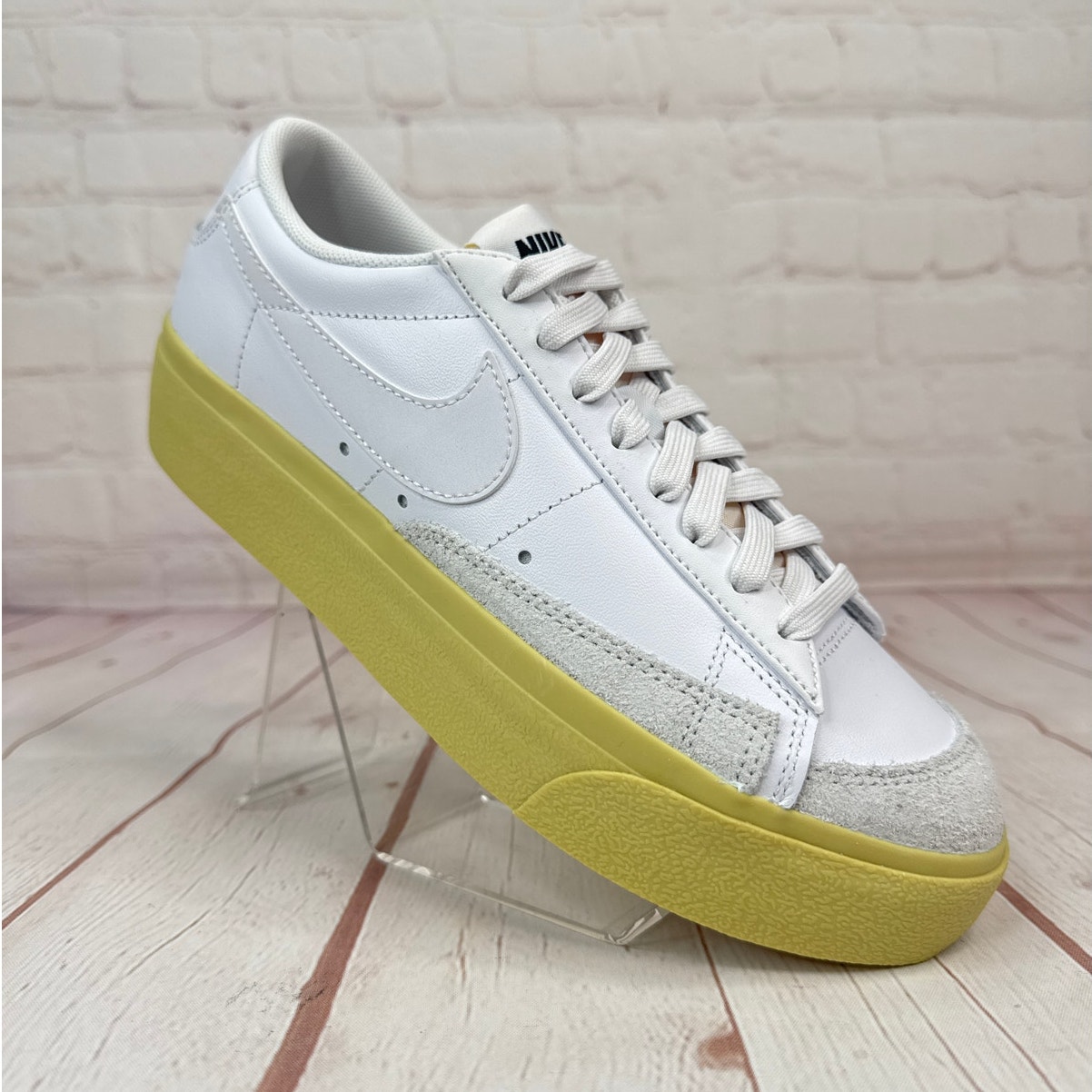Nike Blazer Low Platform 'White Lemon Wash' Shoes Women’s Size 7 (DJ0292-109)