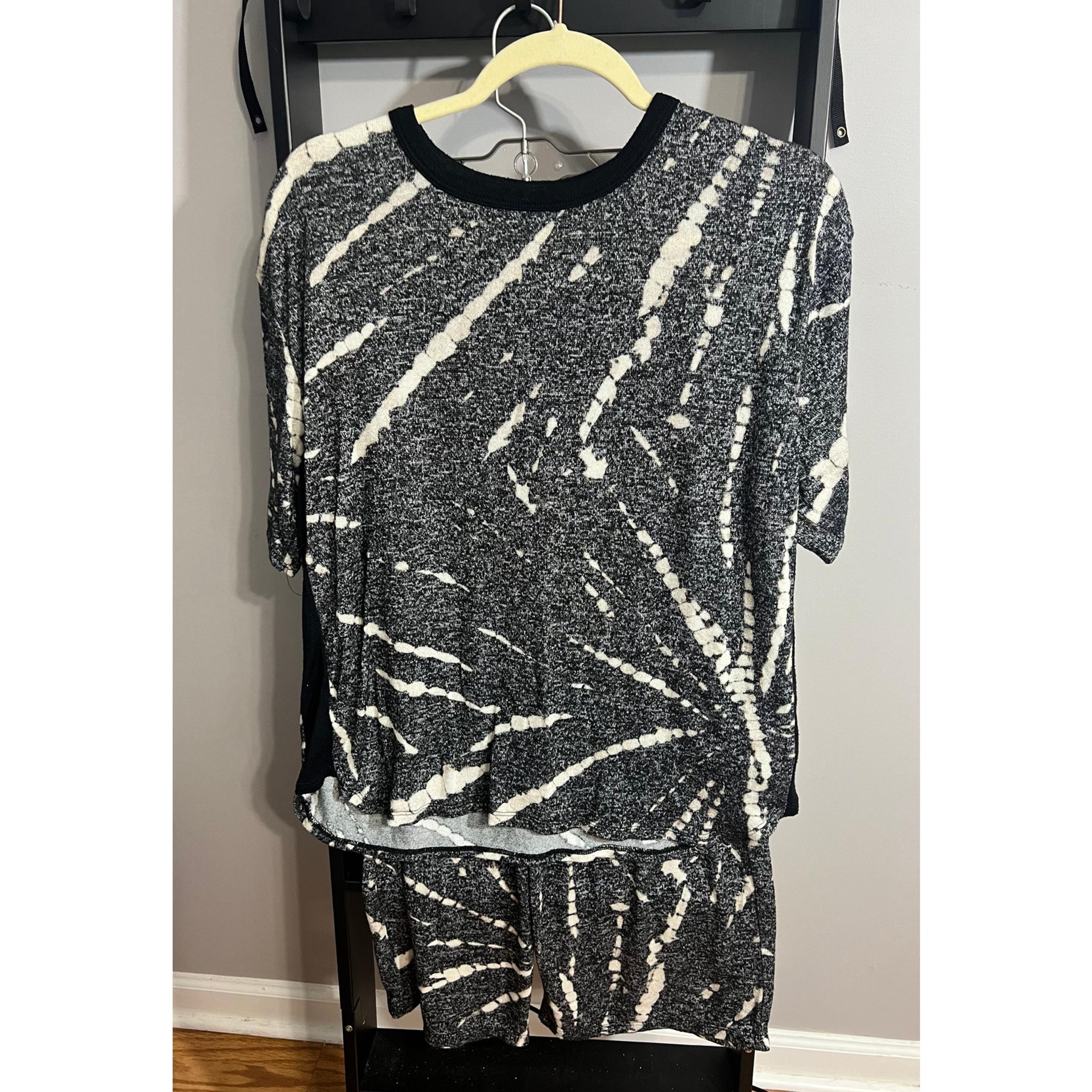 DKNY Pajama set, women’s size S, black/white, preowned