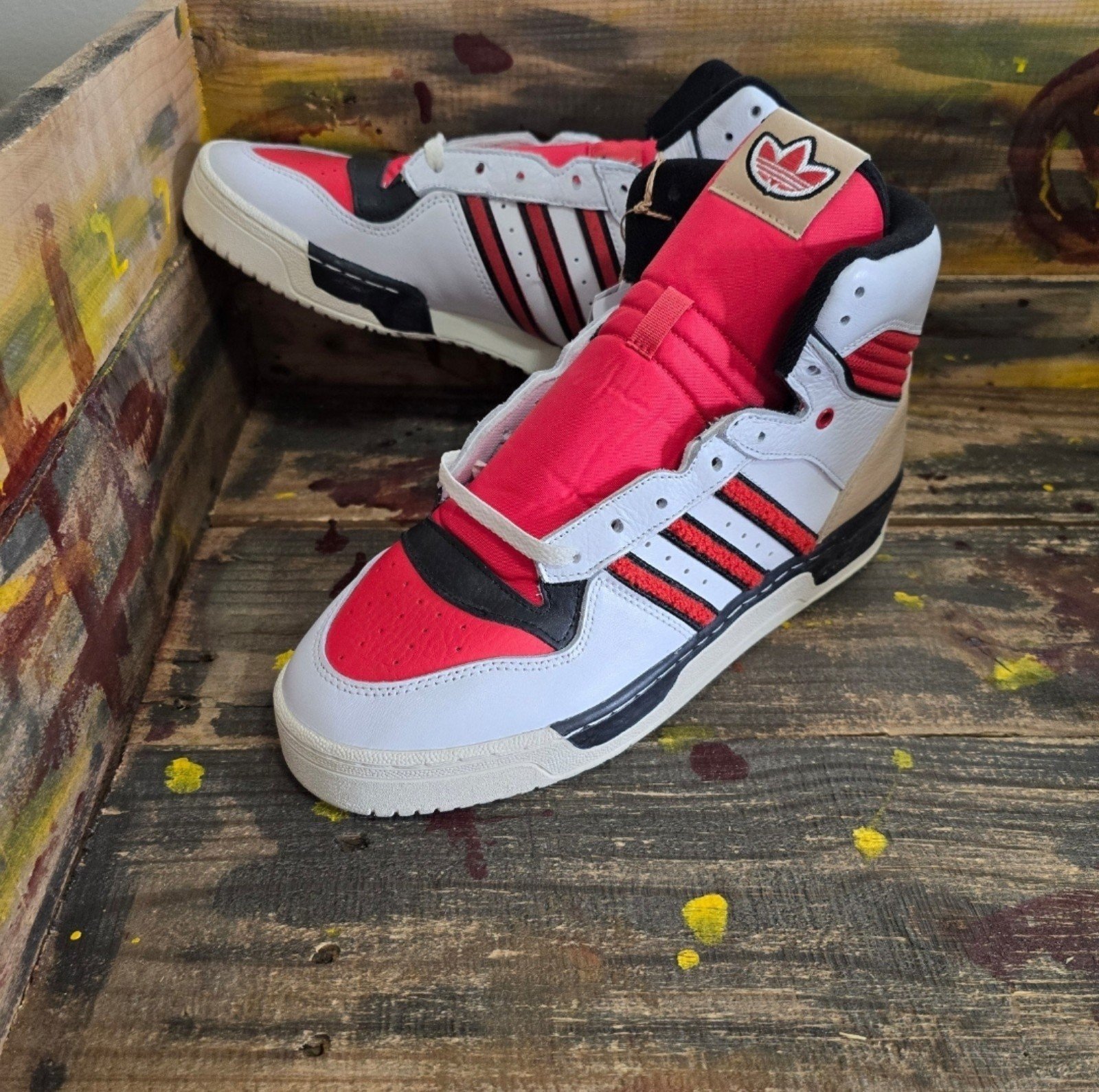 Men Adidas athletic shoes size 10 new