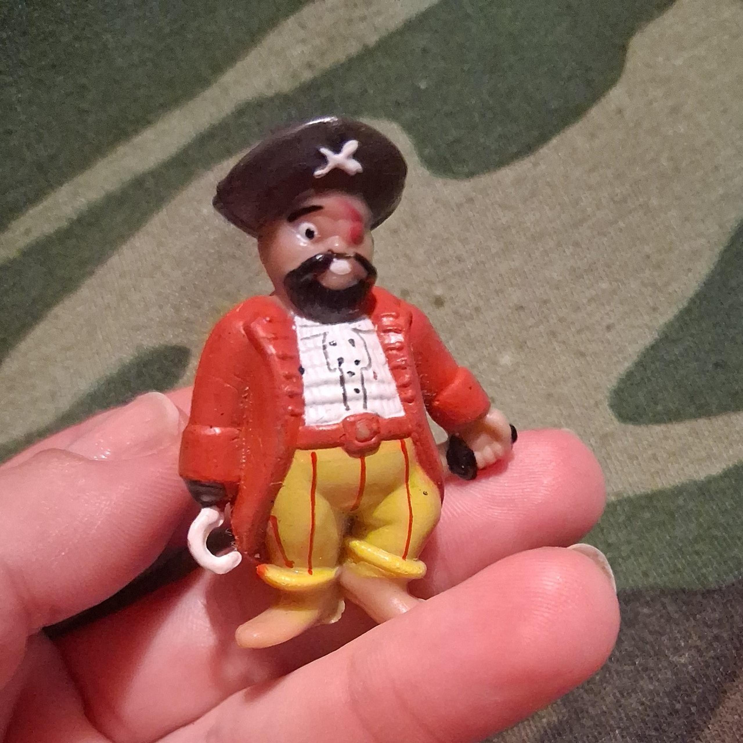 90s soma mini pirate figure