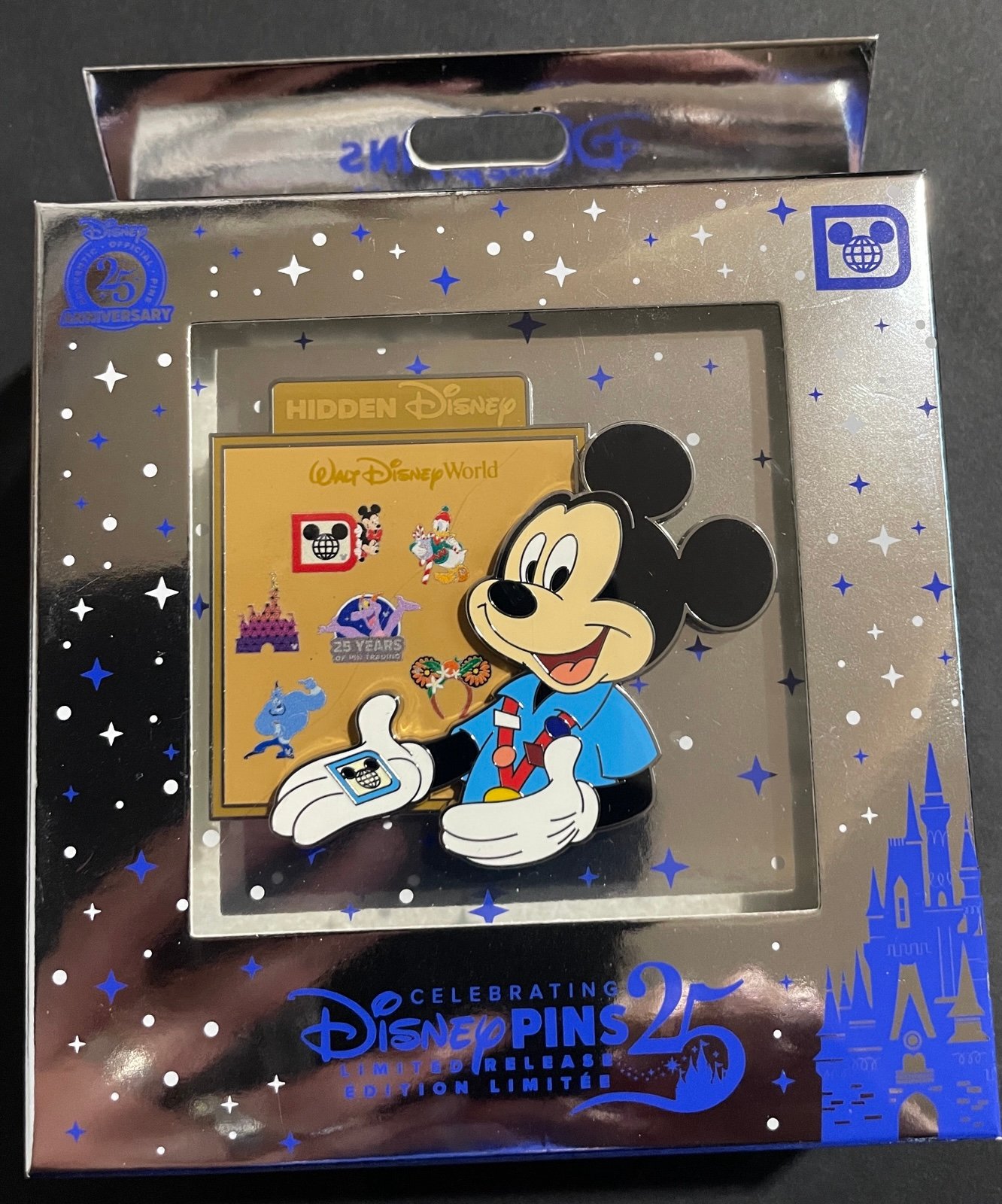 2025 WDW Mickey Mouse Jumbo Hidden Trading Pin, Limited Release.