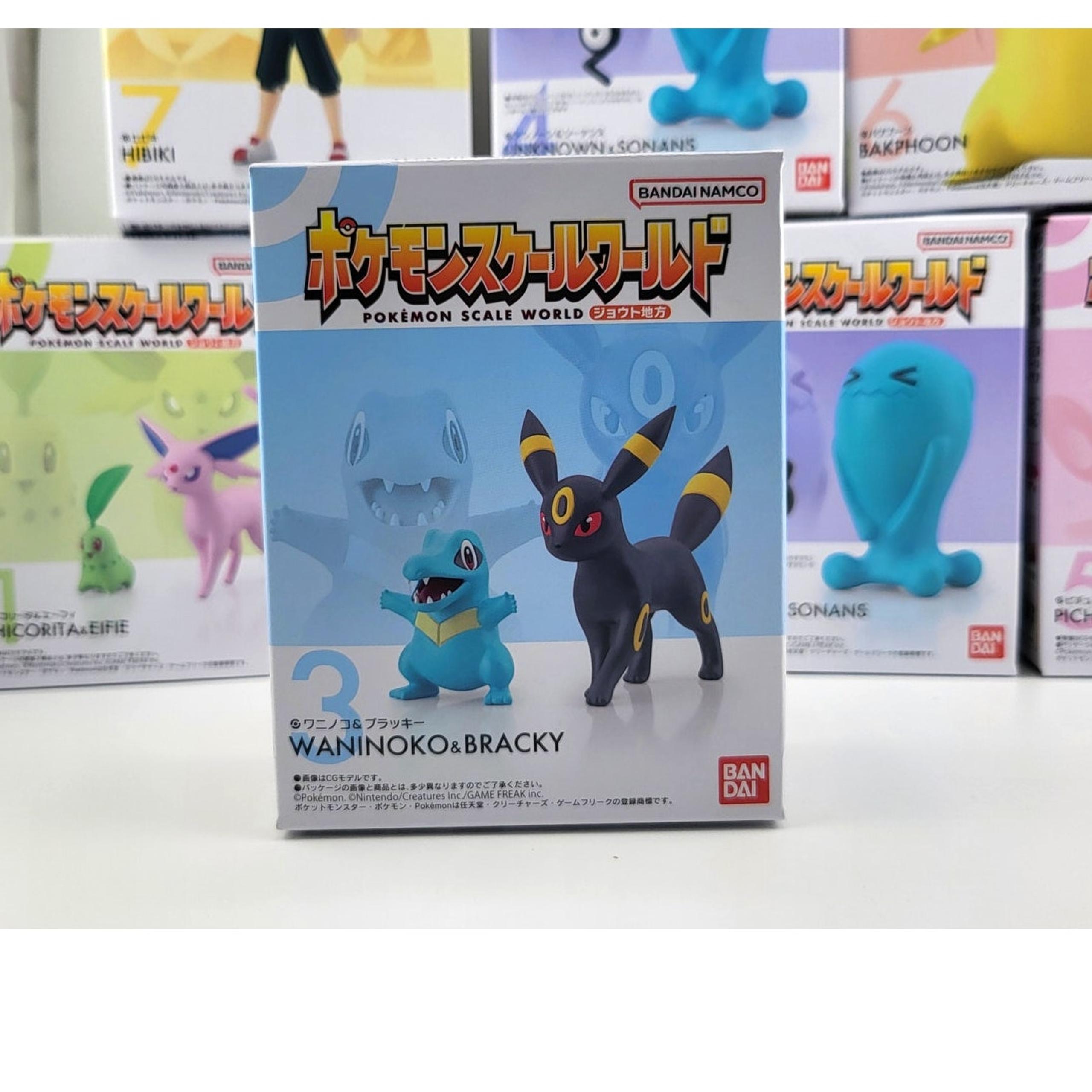 NEW Pokemon 1/20 Scale World Johto Region Bandai Umbreon and Totodile