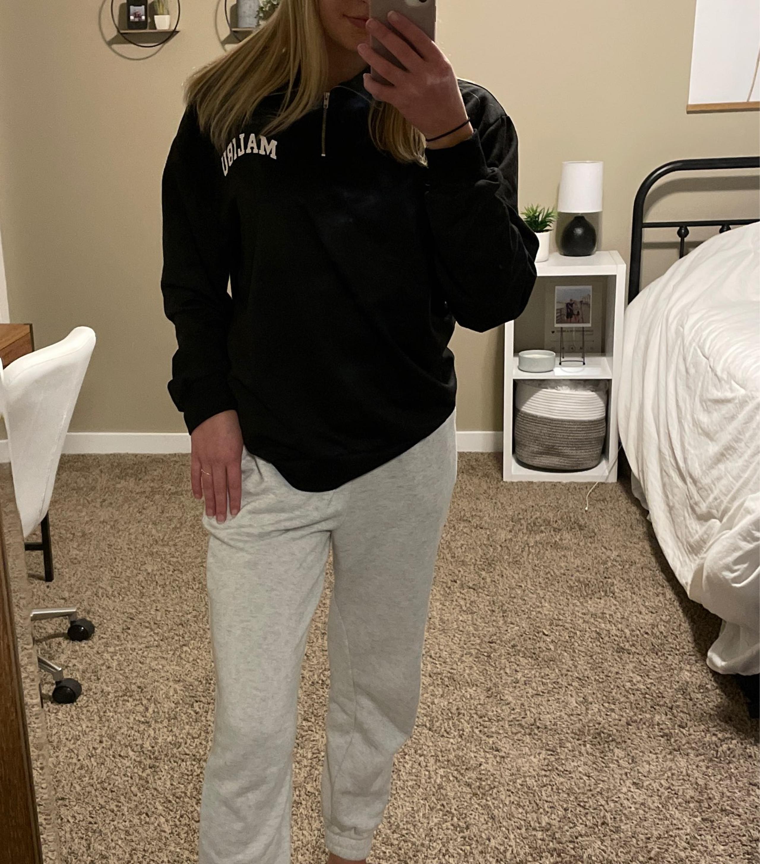 Romwe Malibu quarter zip
