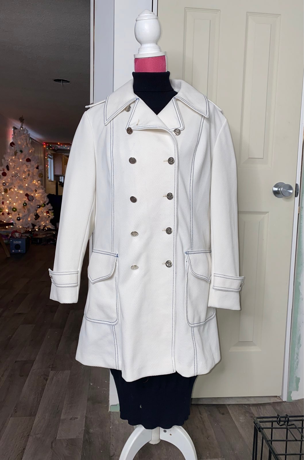 Vintage White double breasted women's coat