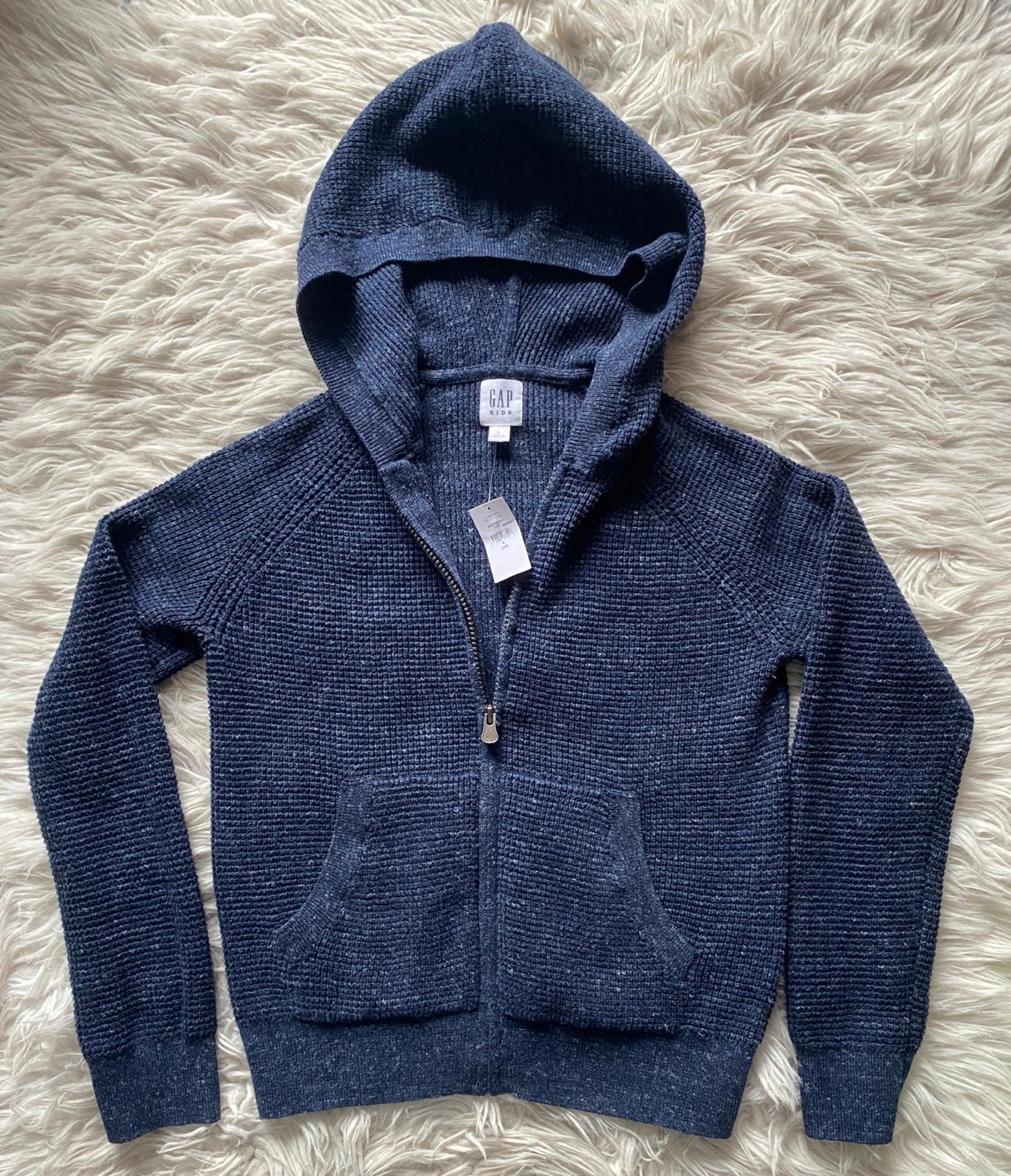 NEW with tags boys size 10 full zip up hooded sweater from the gap.