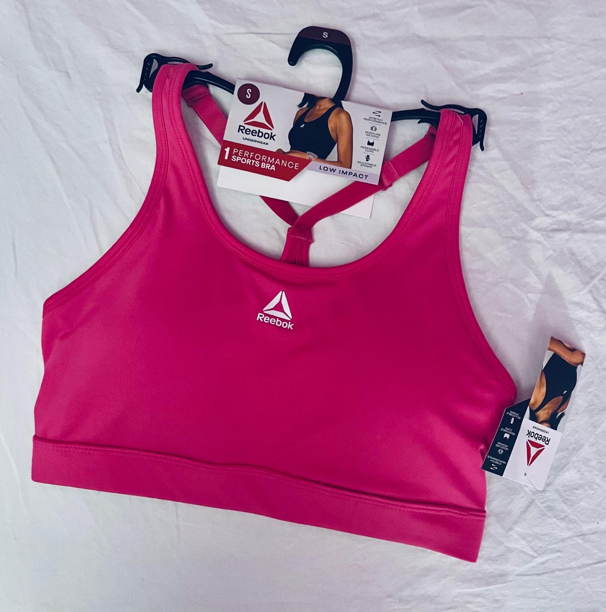 NWT Women’s Reebok Sports Bra ~ Small