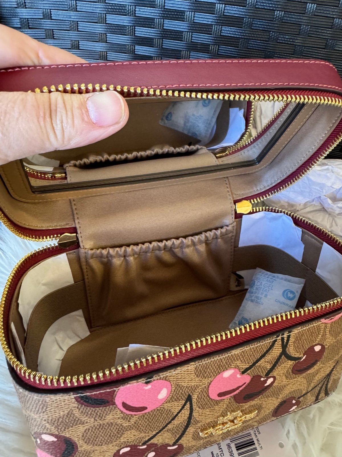 NWT Coach Cosmetic Case In Signature Canvas With Cherry