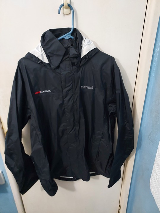 NWT, Marmot Men's Black XL Waterproof Hooded Rain Jacket With Logos