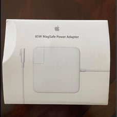 Apple - 85W MagSafe Power Adapter with mouse