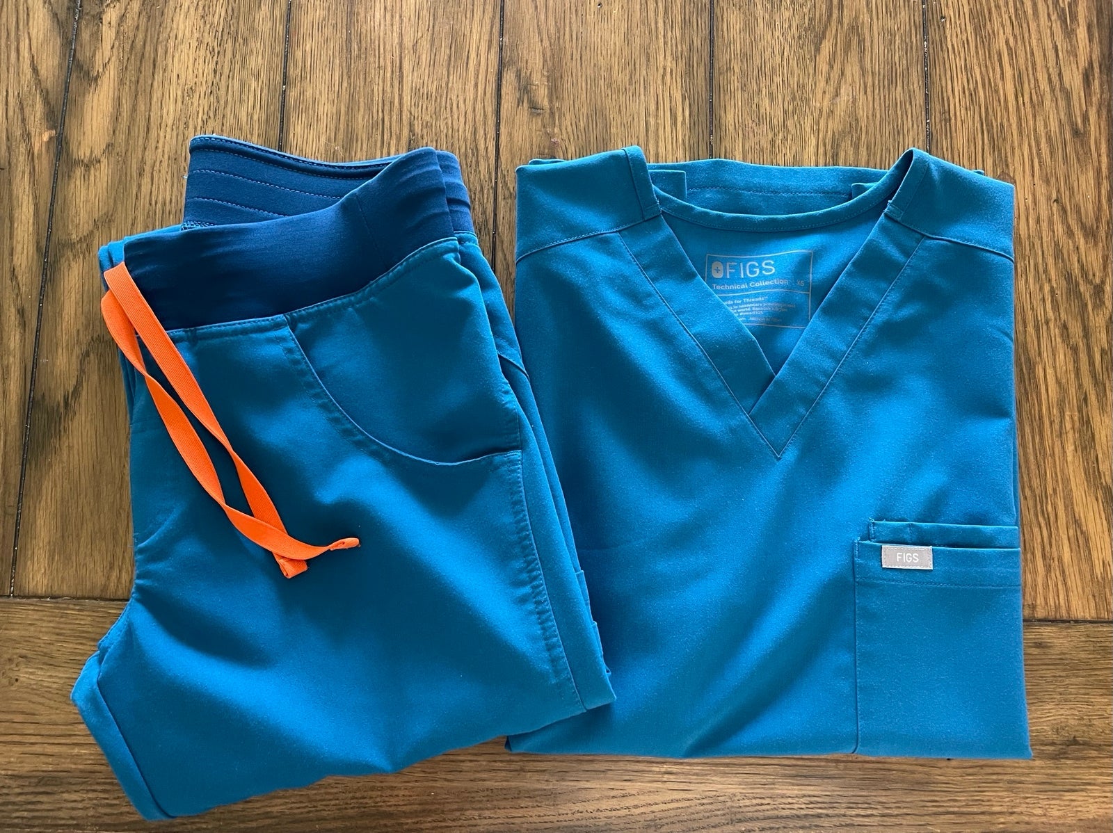 Figs (Alps Blue)