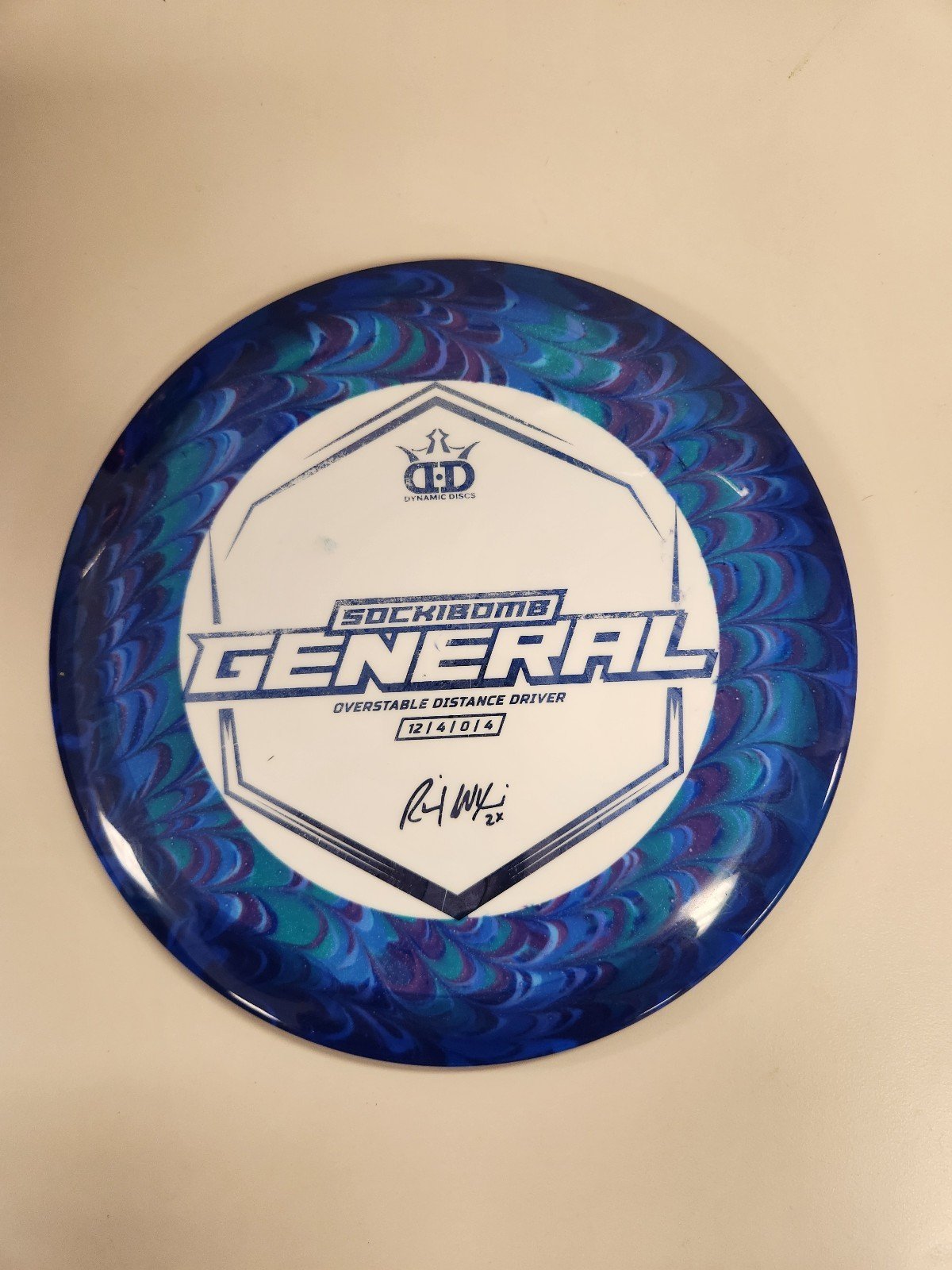 Dynamic Discs Supreme Orbit General with little jerm dye 175g