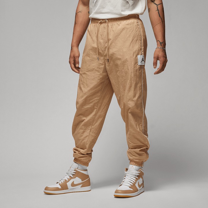 (Sz. L) Nike Air Jordan Essential Warm Up Pants Pale Ivory Desert Sail