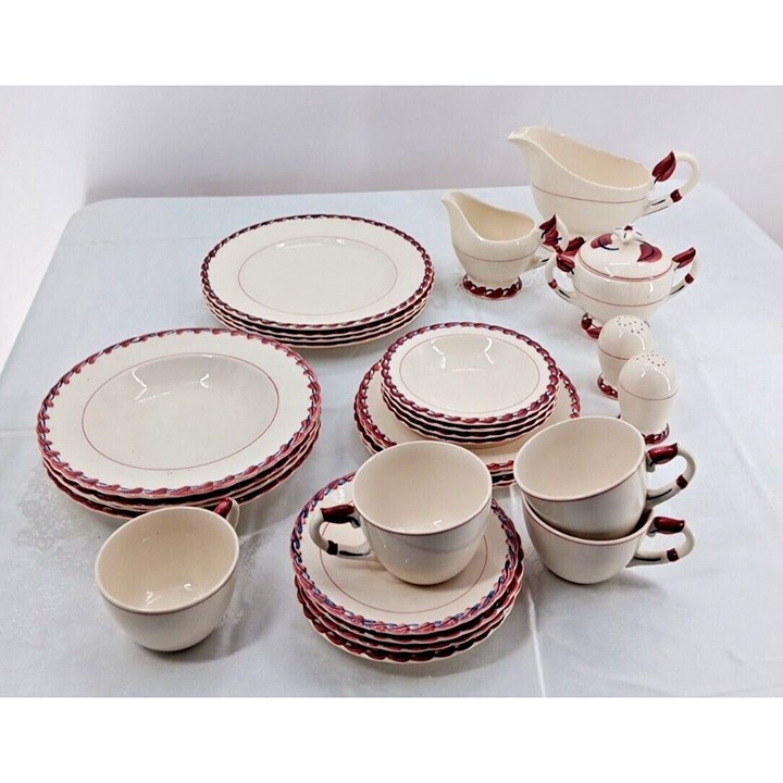 Vernon Kilns Monterey 4 Piece Serving Set 31 Pieces Total