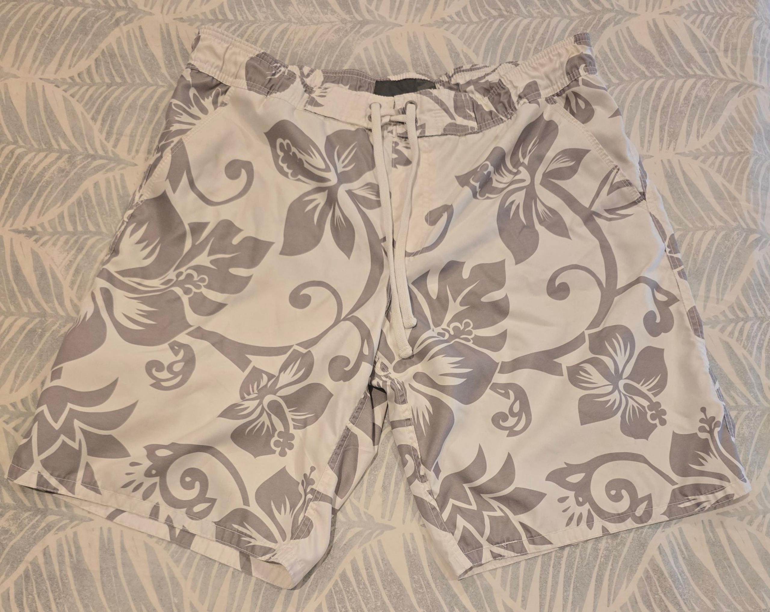 Old Navy men's swim trunks
