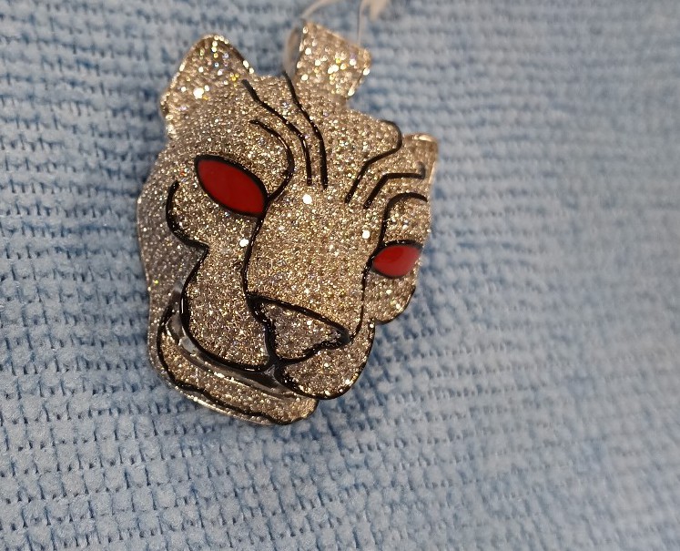 Sterling Silver micrograve cheetah head pendant