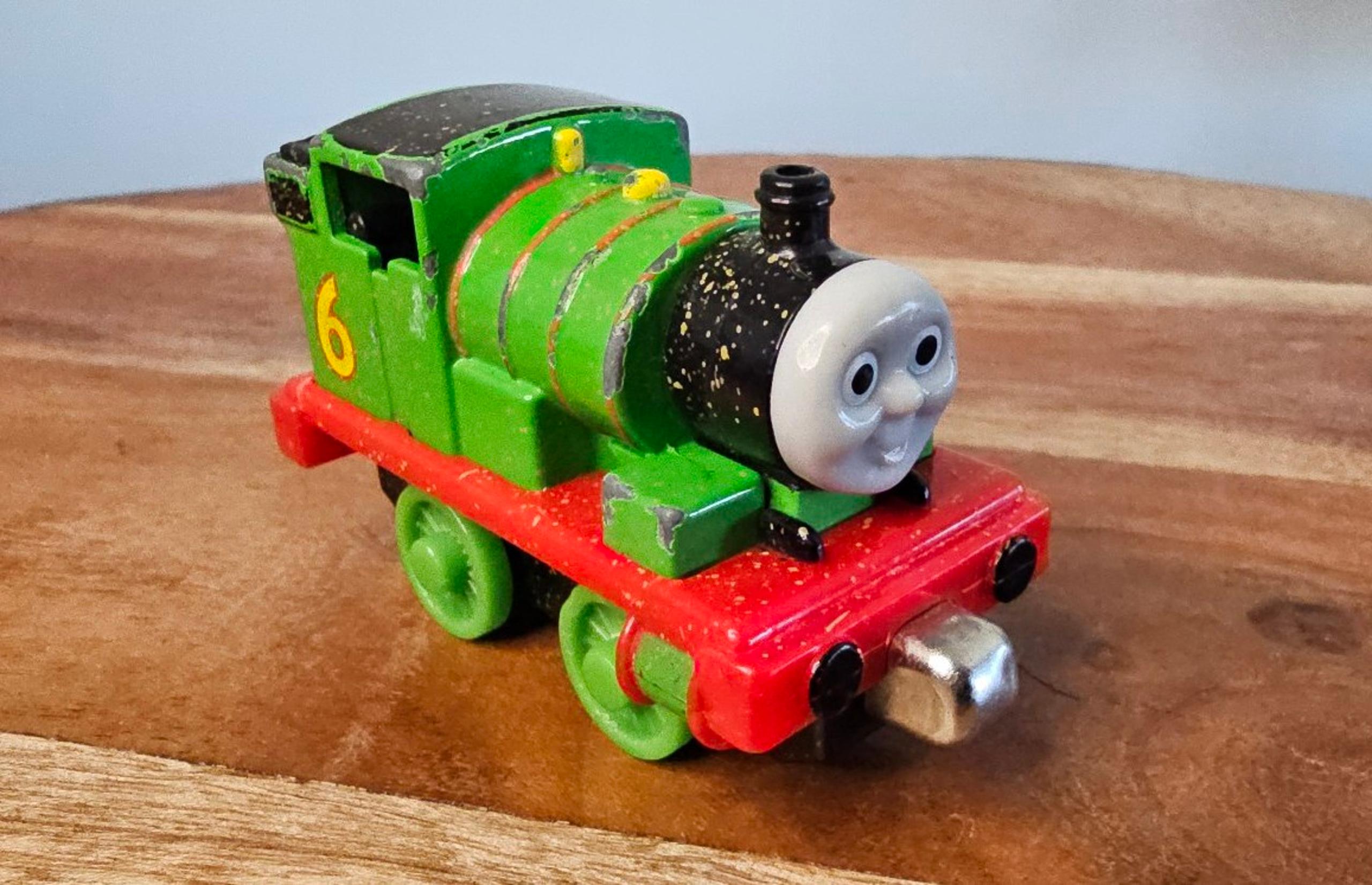 Snow Covered Percy 2009 - Thomas & Friends Train Tank Die Cast Take Play Along