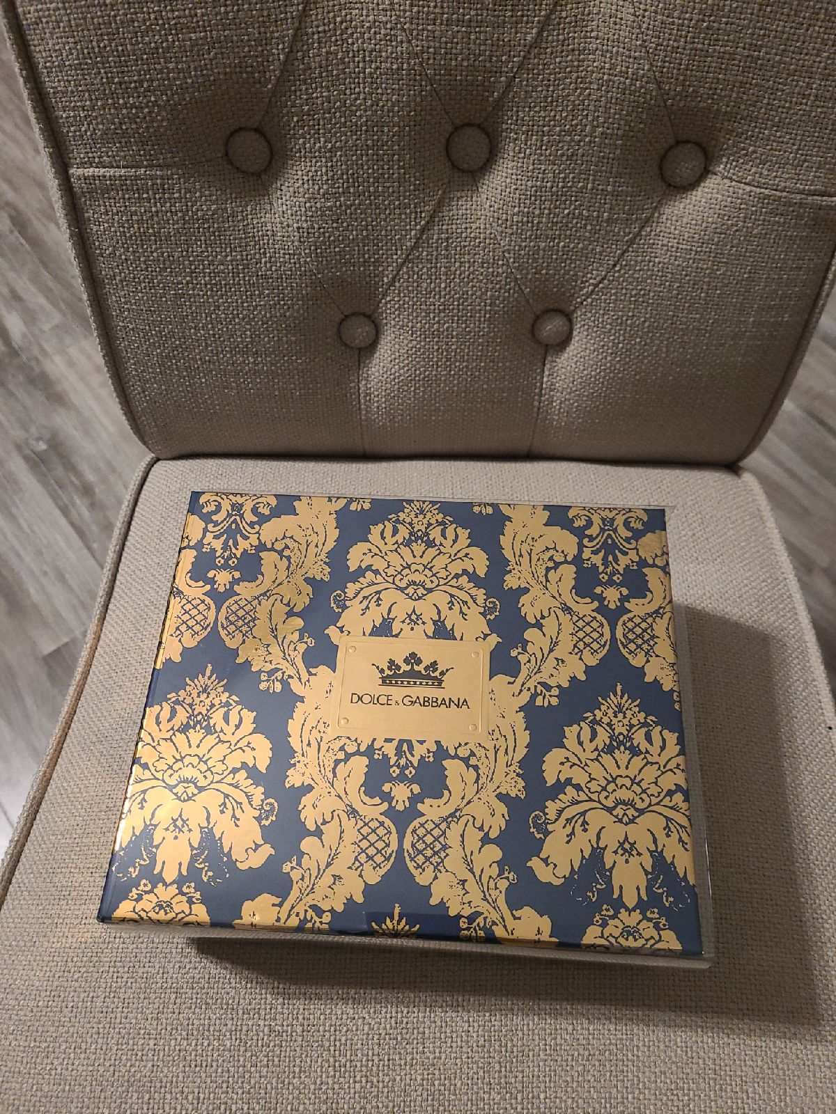 Dolce and Gabbana K EAU DE TOILETTE Gift