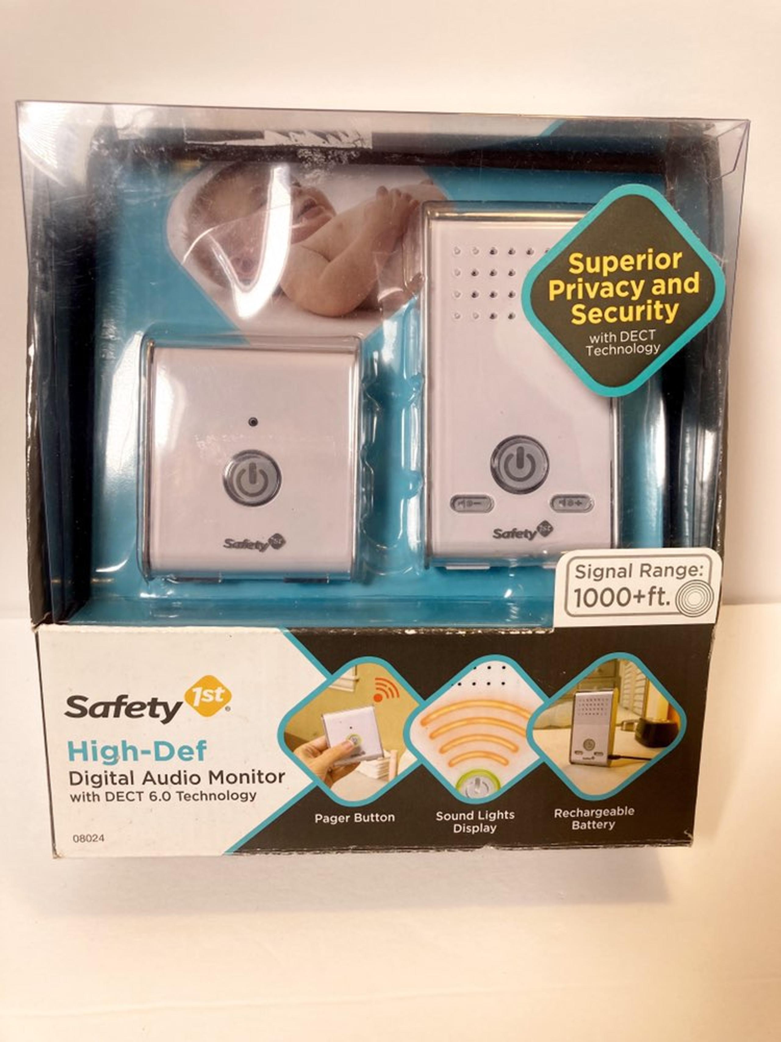 Safety 1st High Def Digital Audio Baby Monitor 1000+ Ft Range 08024 A204