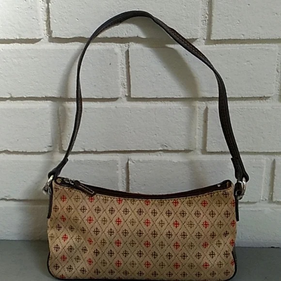 Cute Neutral Colored Hand/Shoulder Bag.
