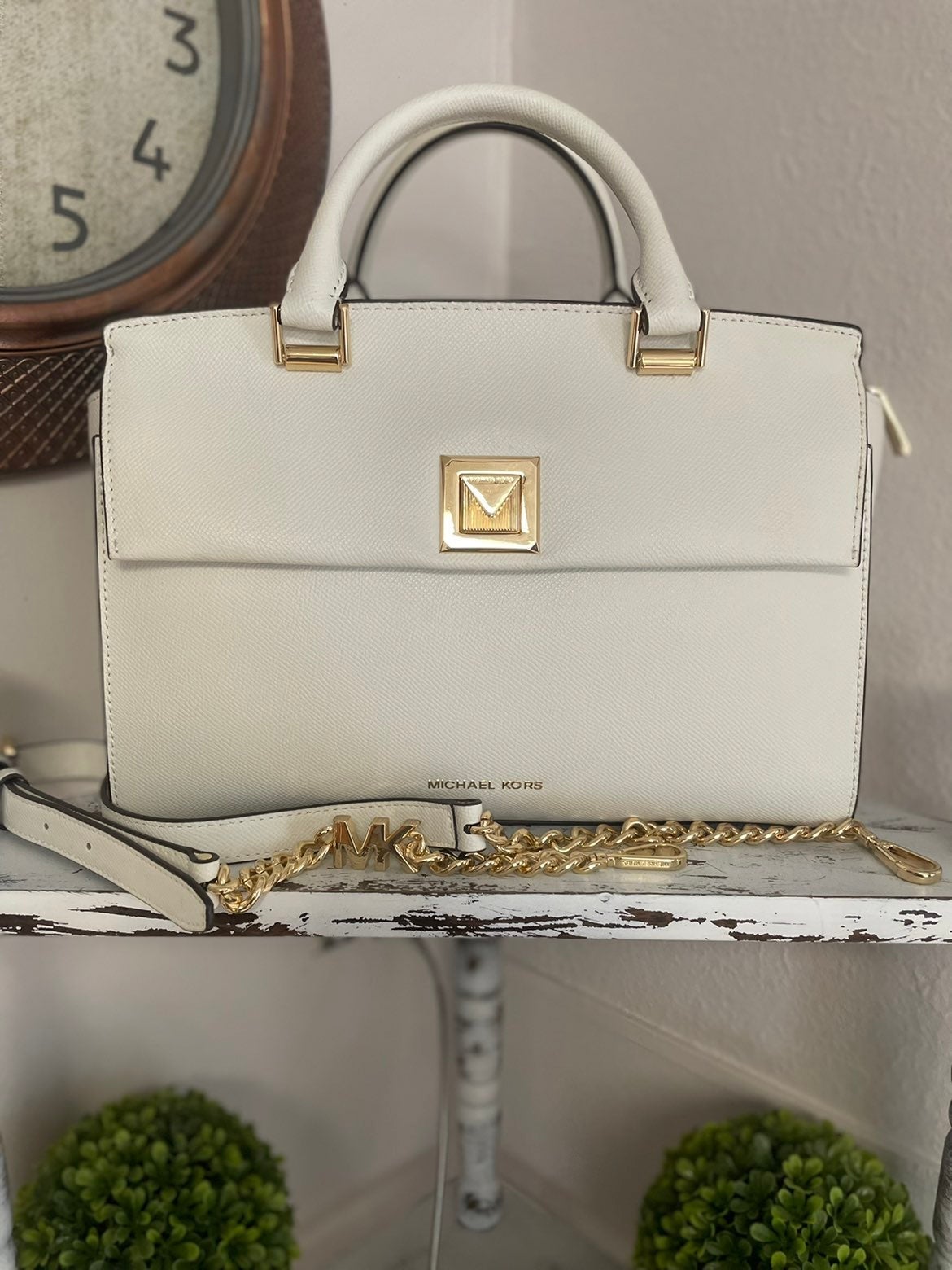 Michael kors purse