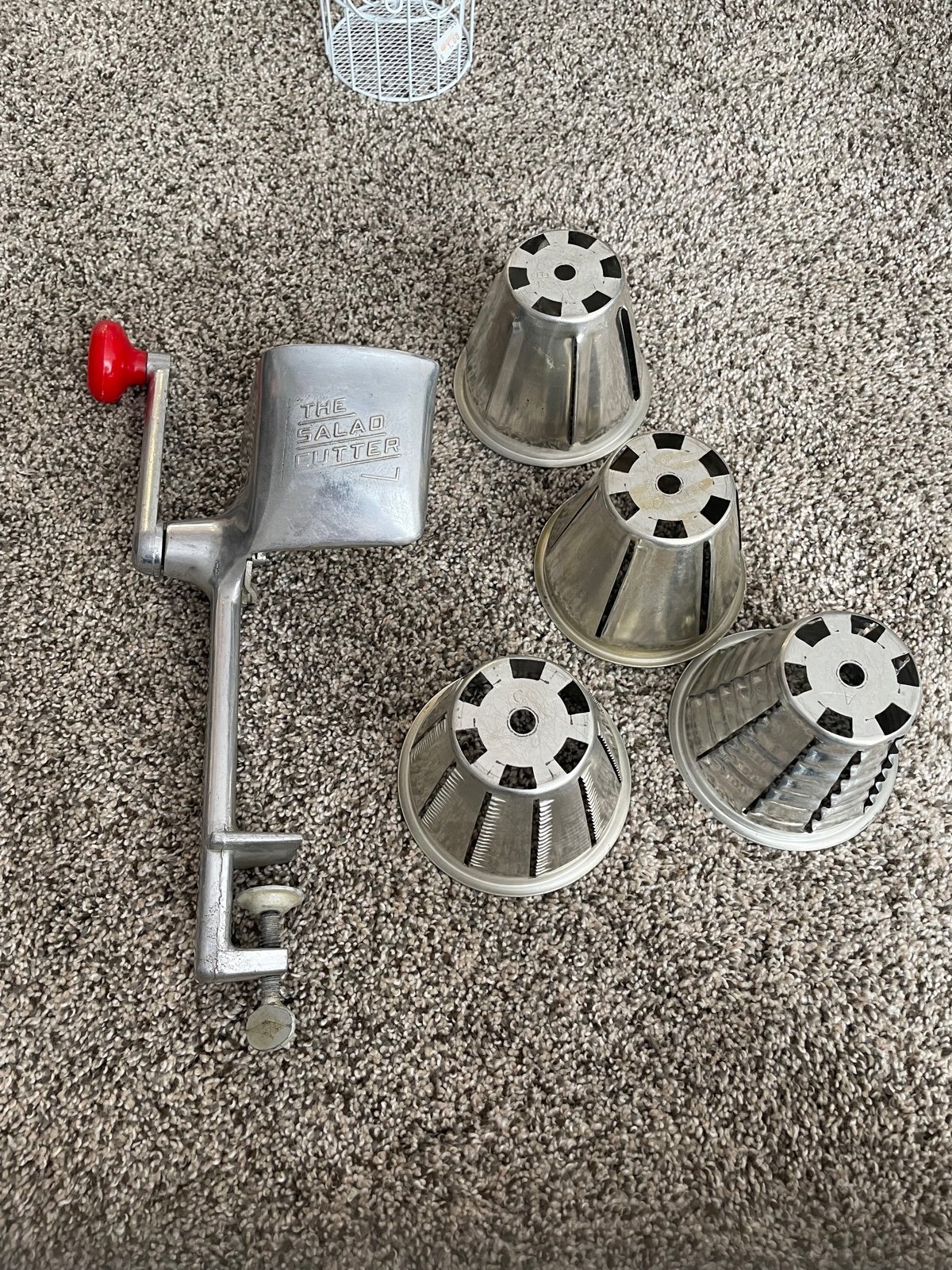 Vintage Salad Cutter & Slicer, LG Gildersleeve