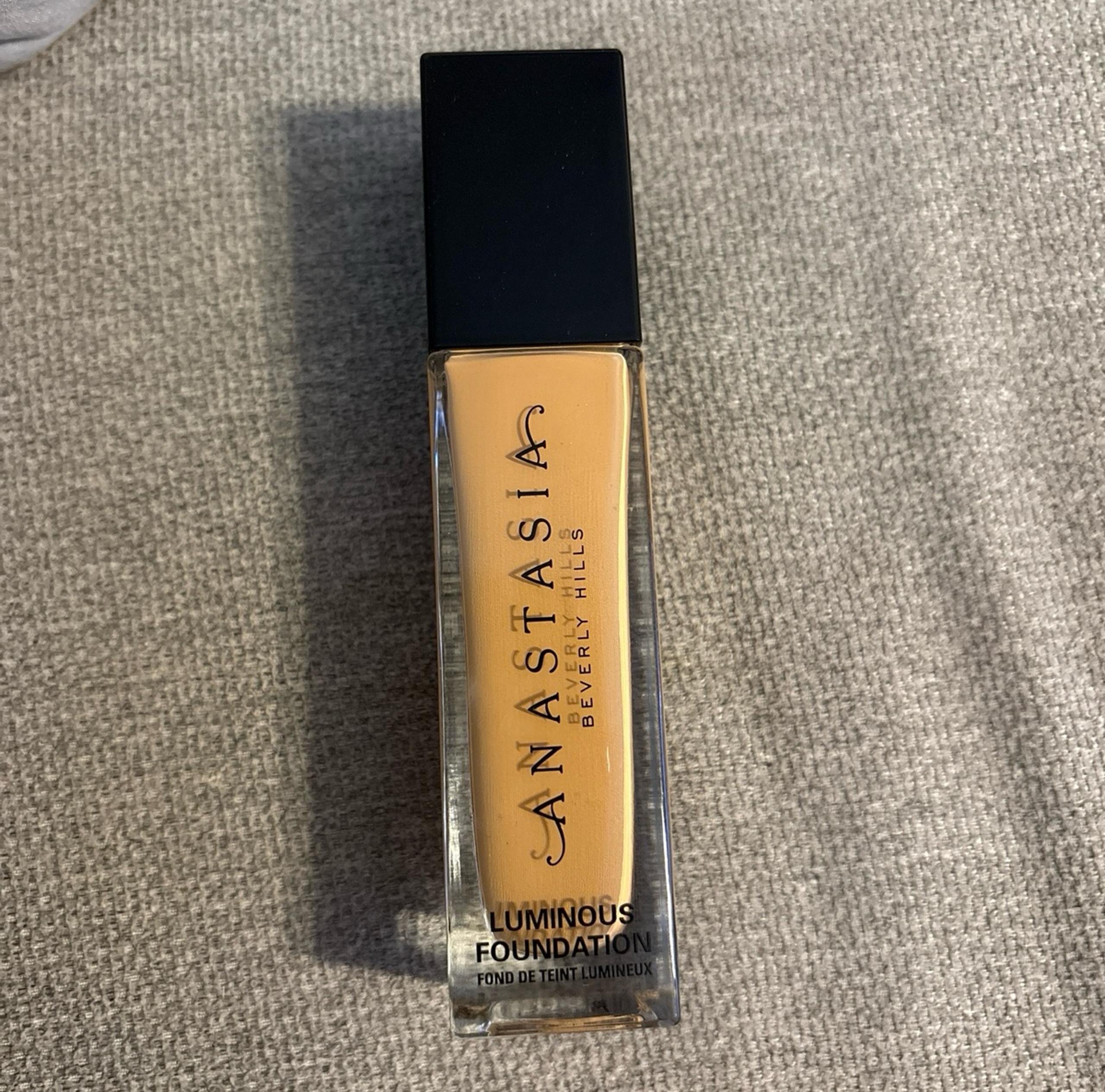 luminous foundation - Anastasia Beverly Hills