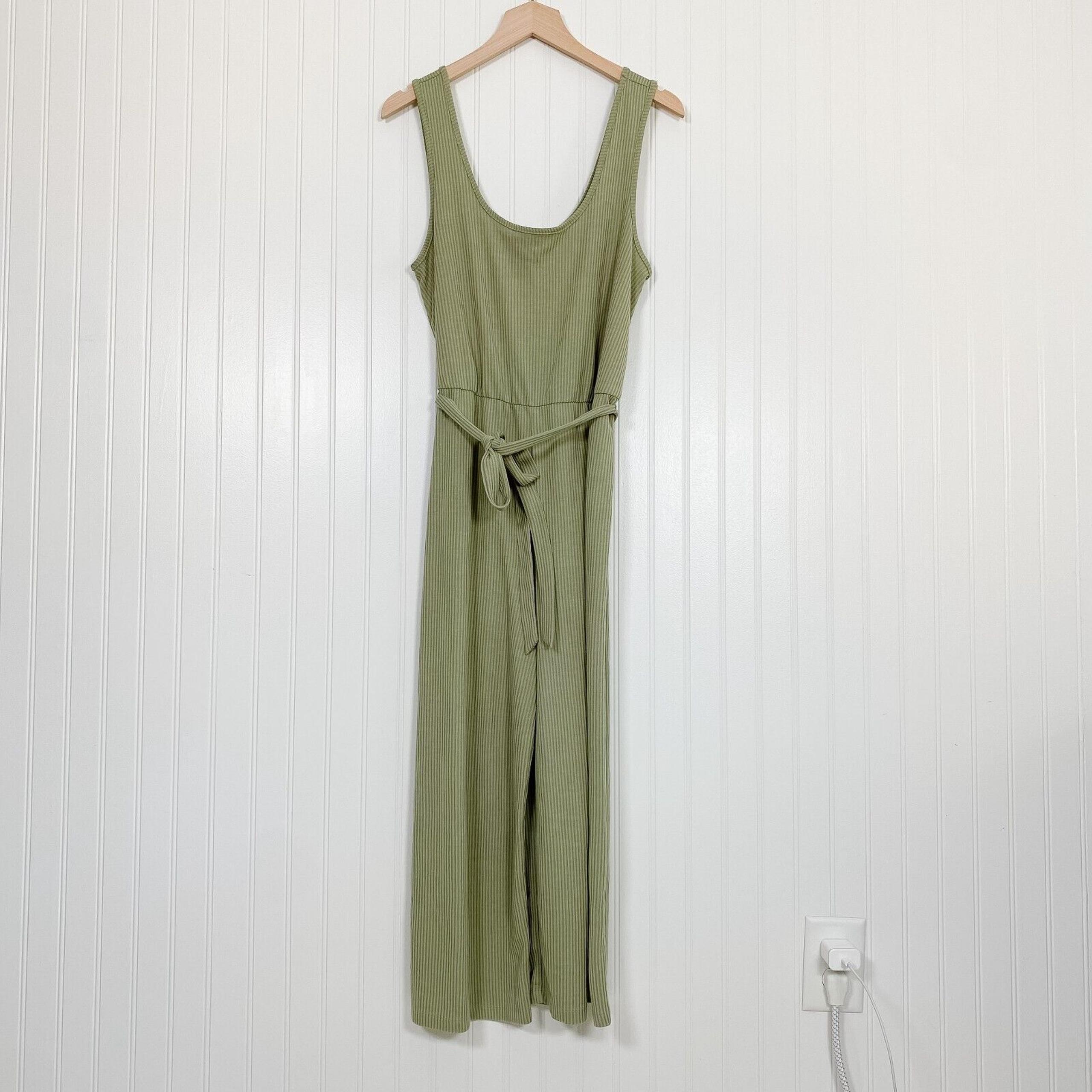 As U Wish Womens Green Ribbed Jumpsuit Size Large Sleeveless Wide Leg NWOT