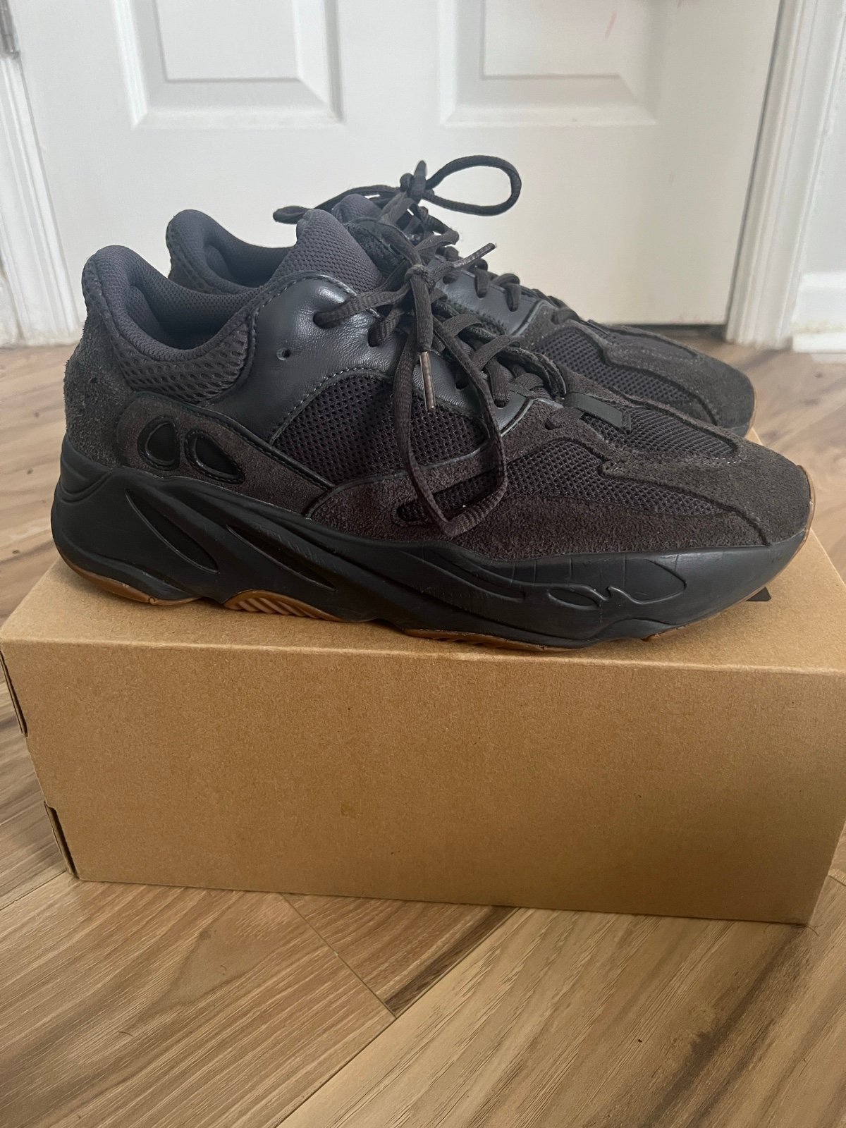 Yeezy Boost 700 ‘Utility Black’