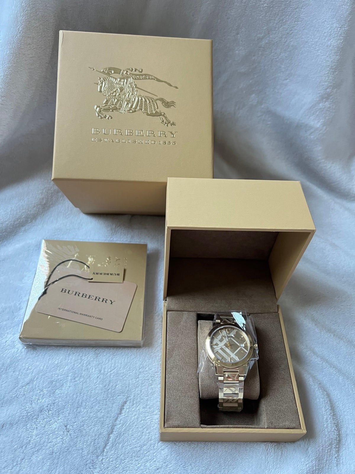 Burberry Gold unisex Watch