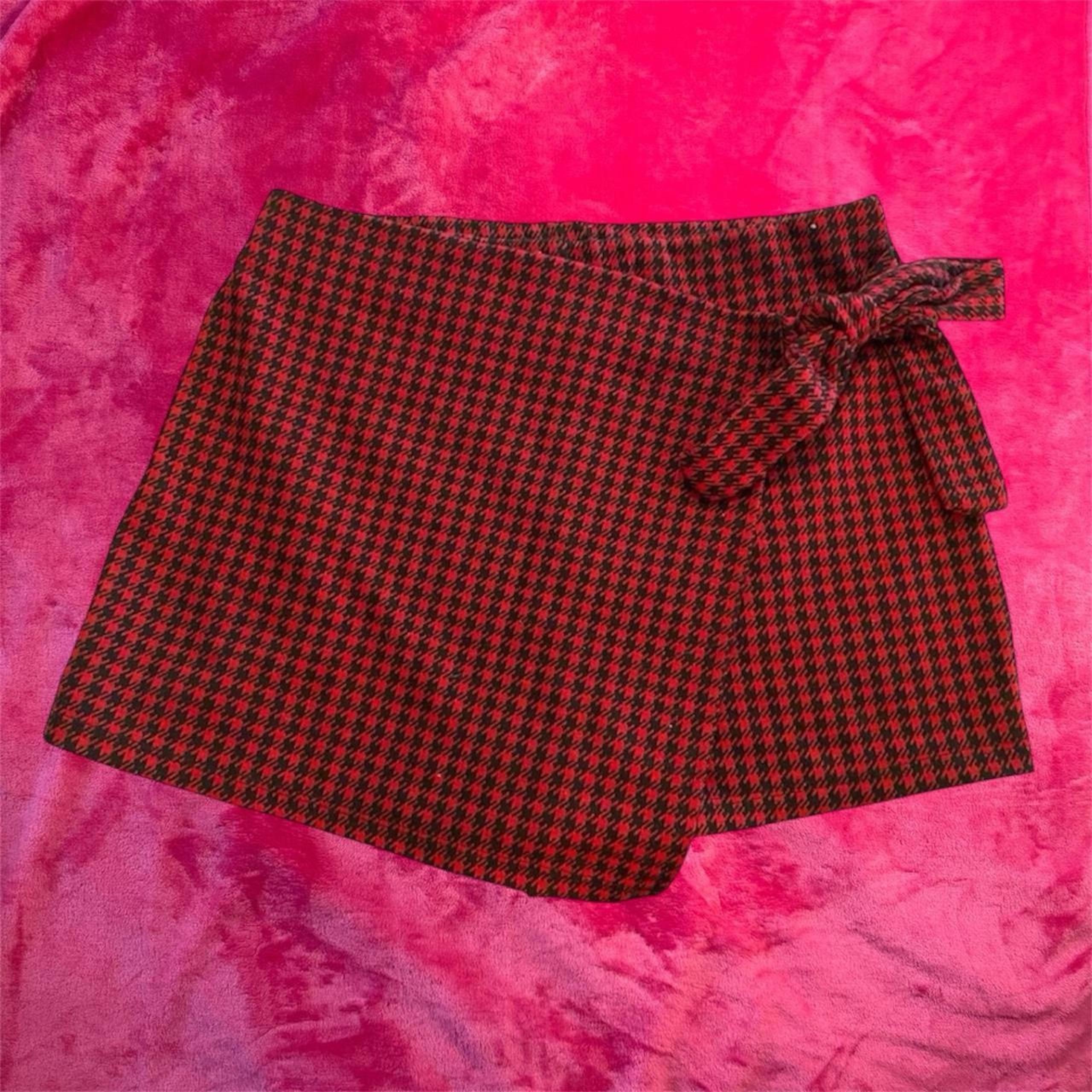 Red & Black Chevron Skort