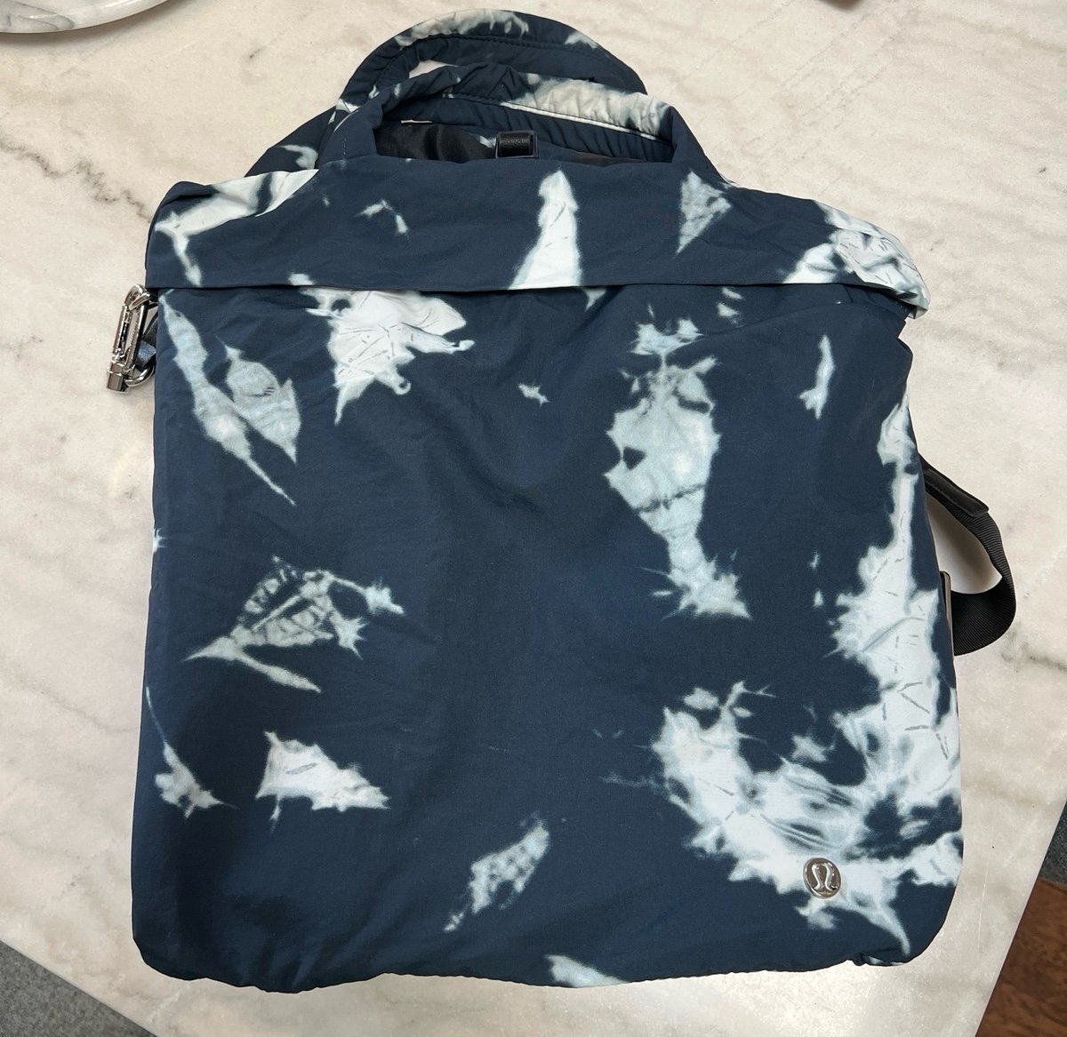 lululemon on my level bag