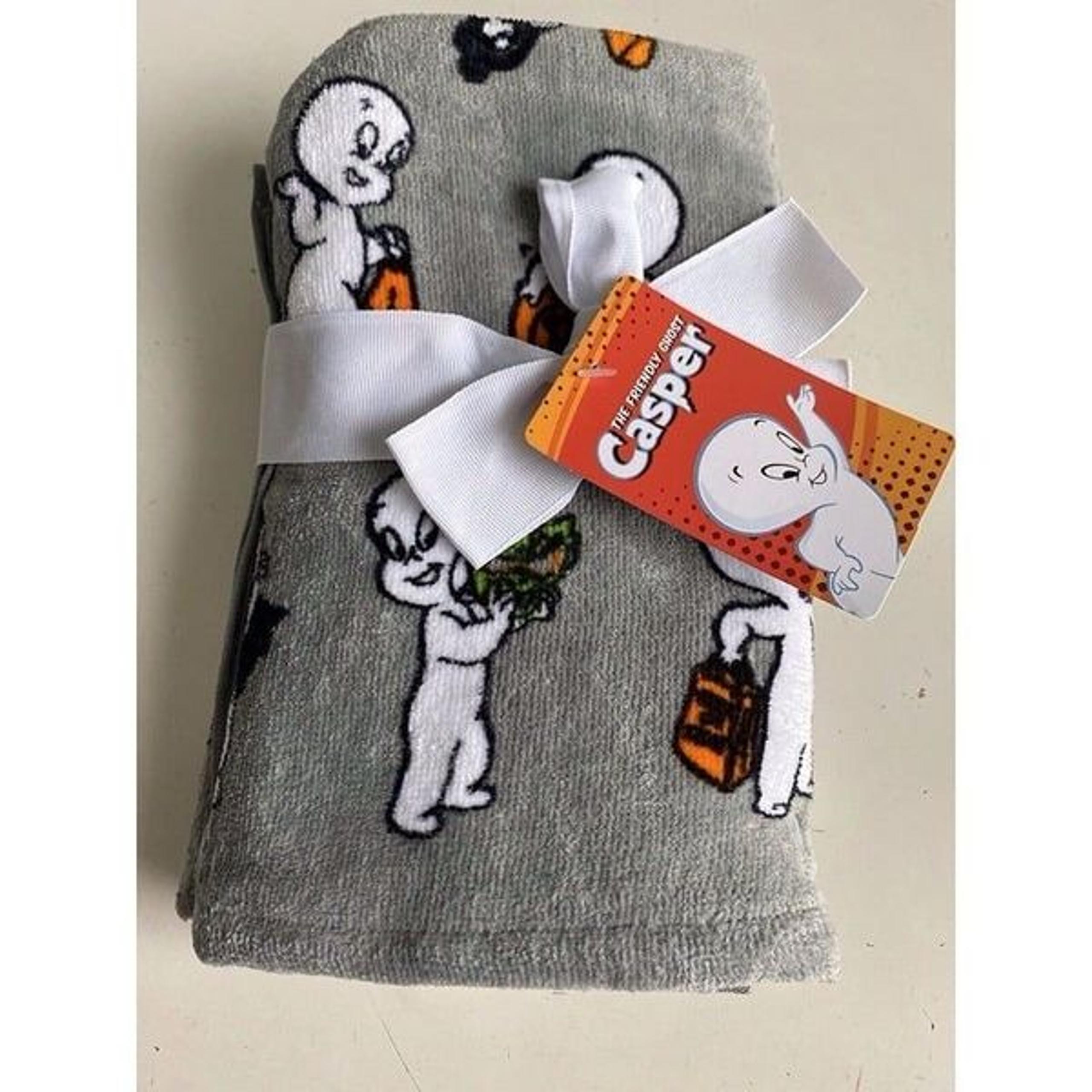 Set Of 2 Casper Halloween Bath Hand Towels The Friendly Ghost 16 X 28” NEW - Jay Franco & Sons