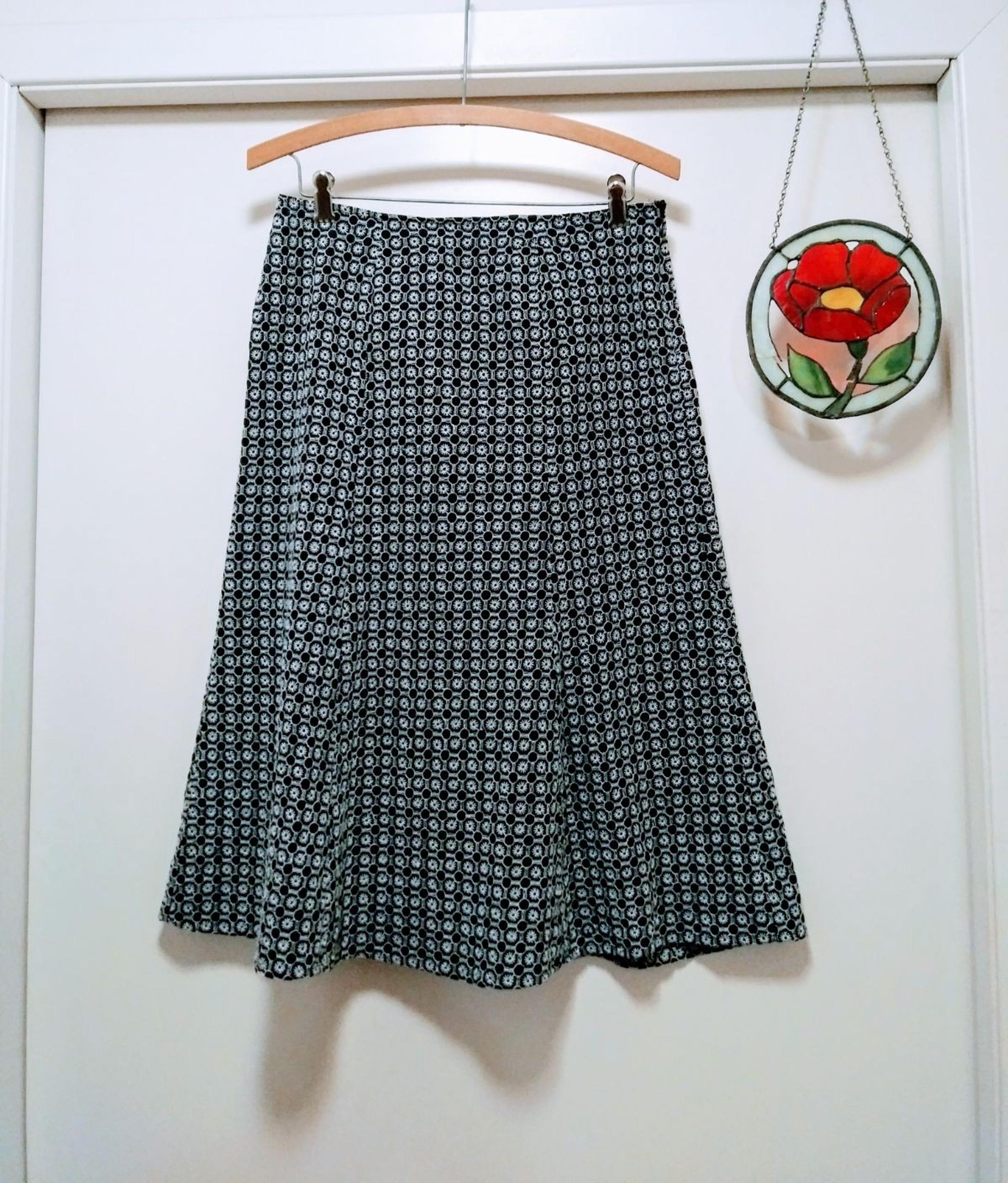 Nine West Flare Skirt Women's Size 2