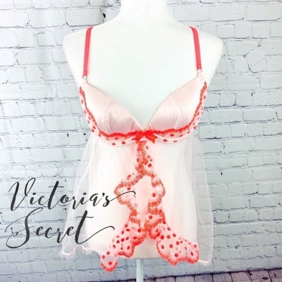 Y2K 34C/32D- Victoria’s Secret Open front Tulle Babydoll Lingerie Teddy