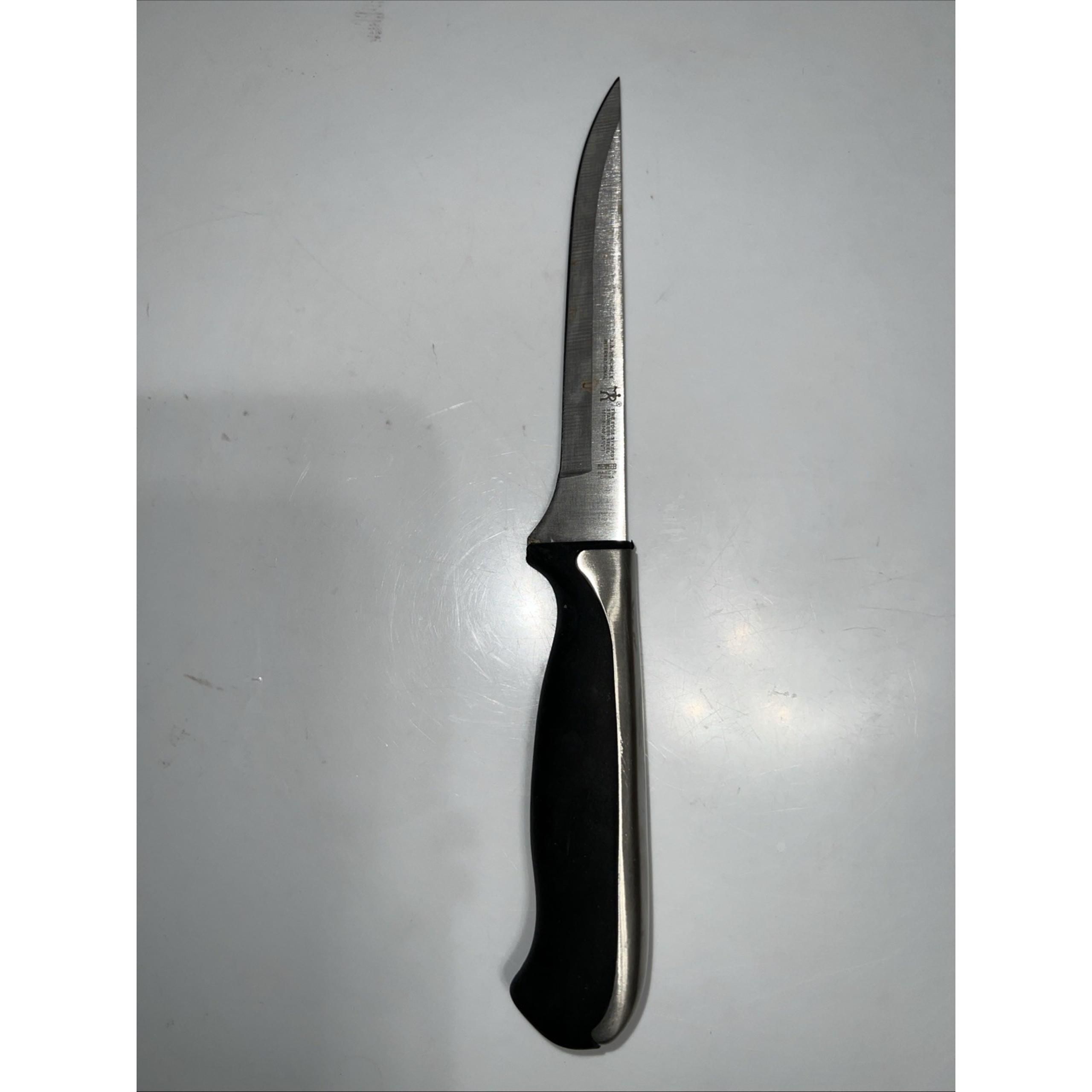 J.A. Henckels Fine Edge Synergy Stainless15550-140 Boning Knife