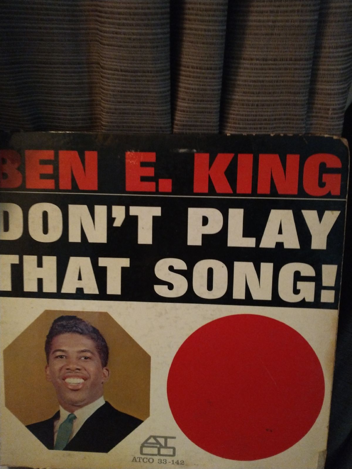 Don't play that song record