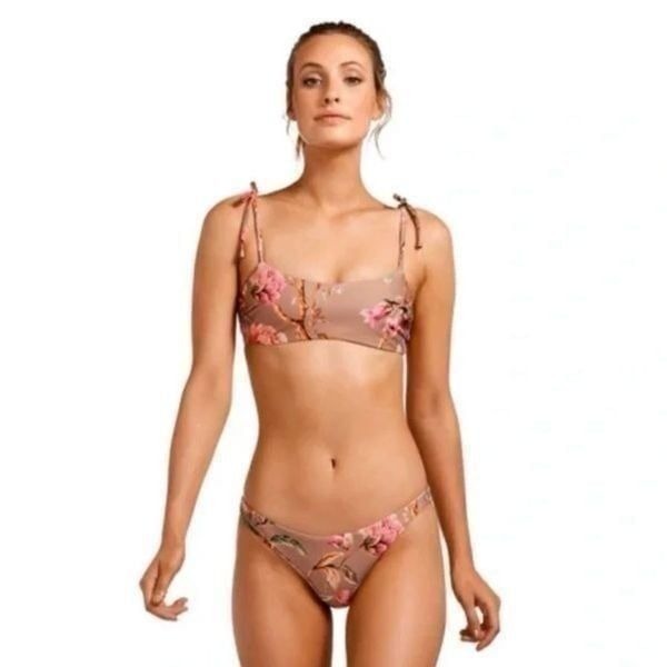 NWT Vitamin A Bella Ginger Swimsuit Set - S/M