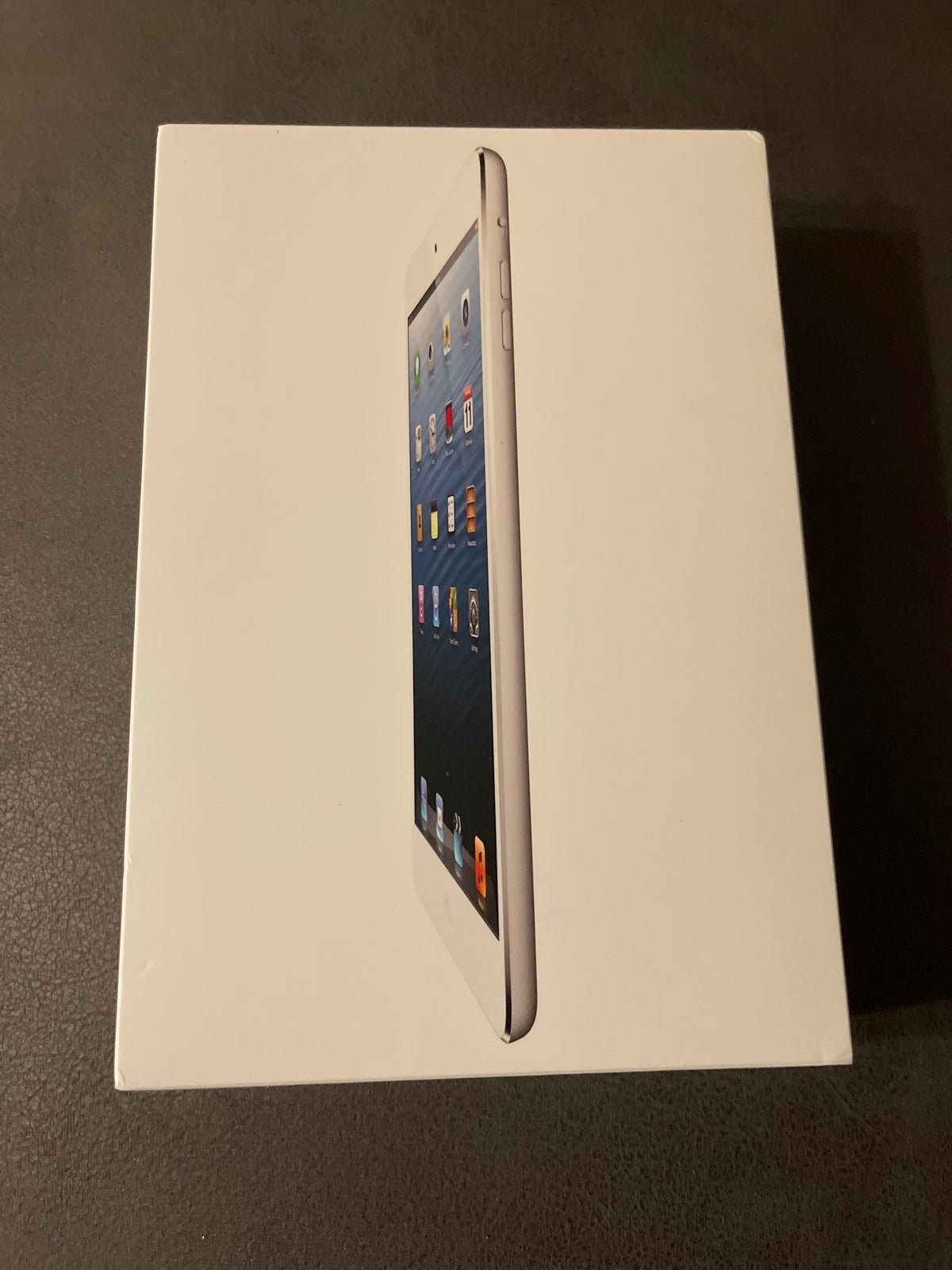 Apple iPad Mini 1st Generation 16GB in White Wifi & Cellular