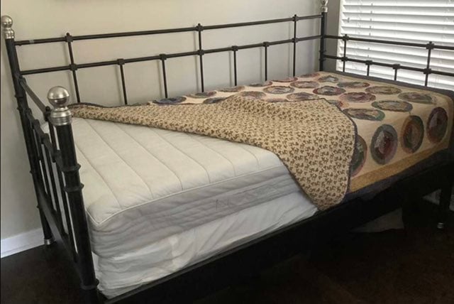 daybed with trundle and matresses