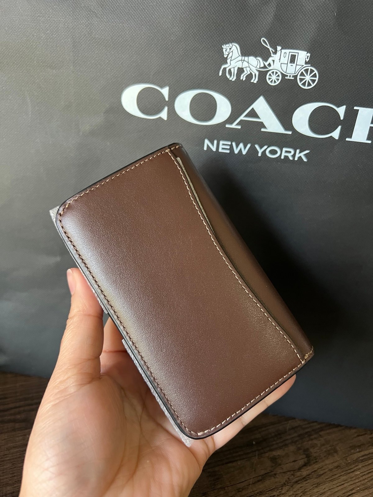 Coach Essential Slim Card Case