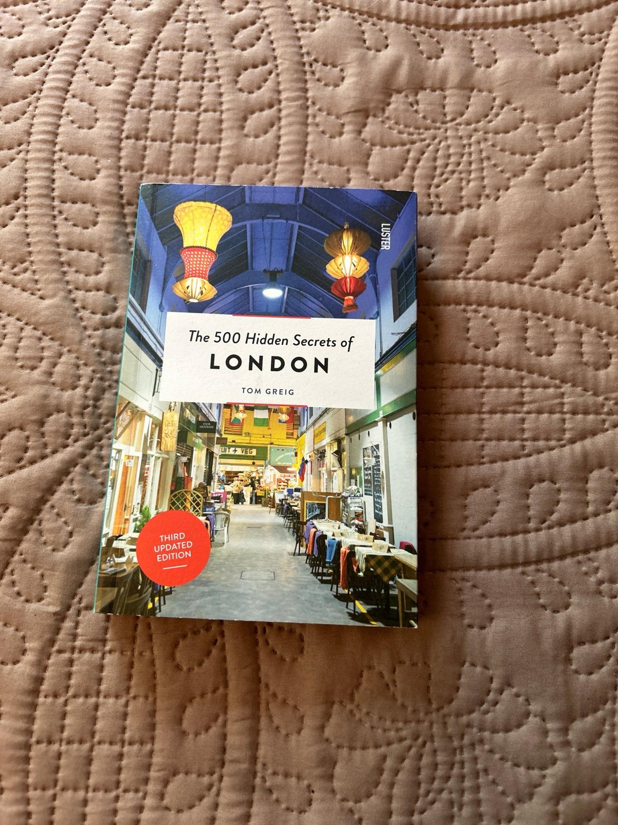 The 500 Hidden Secrets of London book