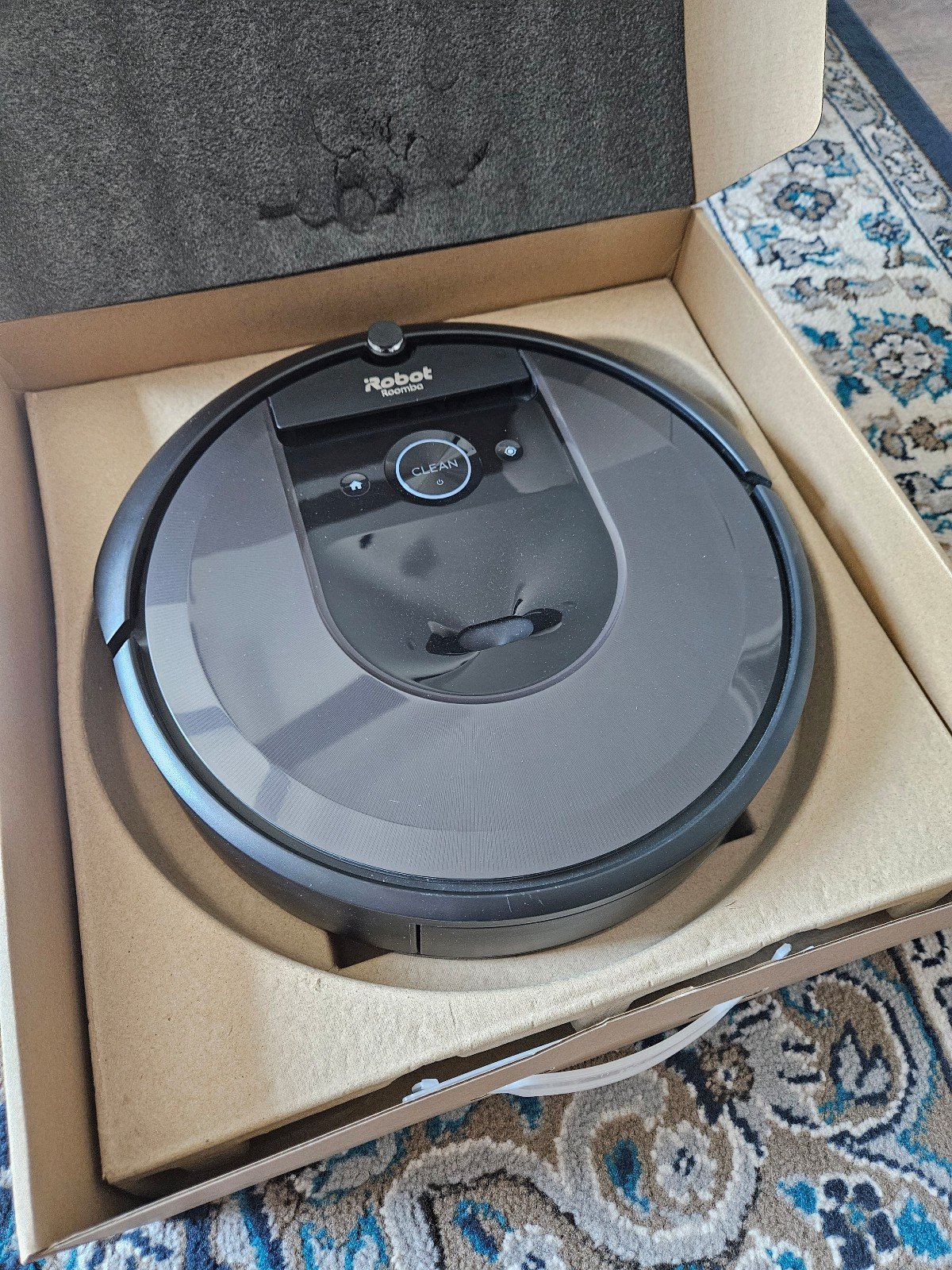 irobot i7+ with auto empty base